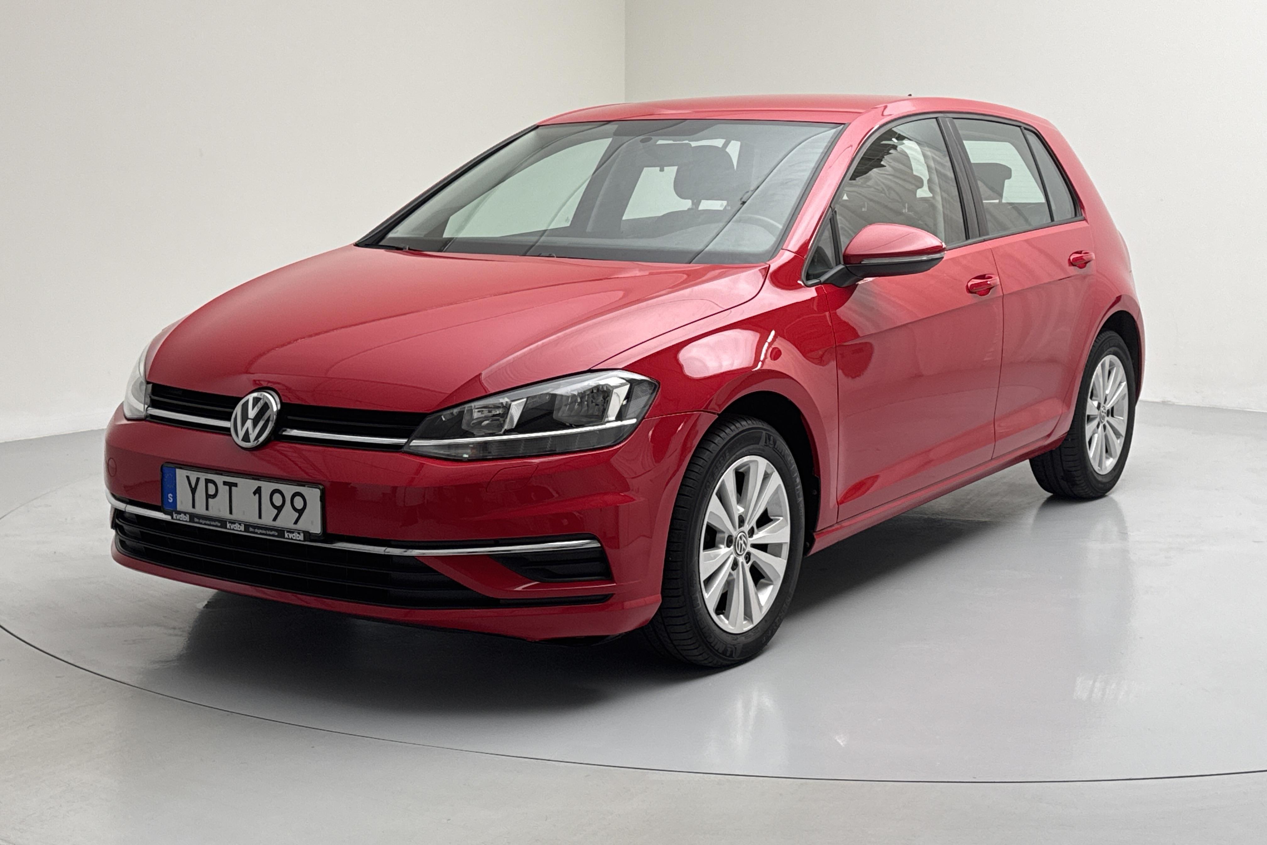 VW Golf VII 1.0 TSI 5dr (110hk) - 59 950 km - Automatyczna - czerwony - 2018