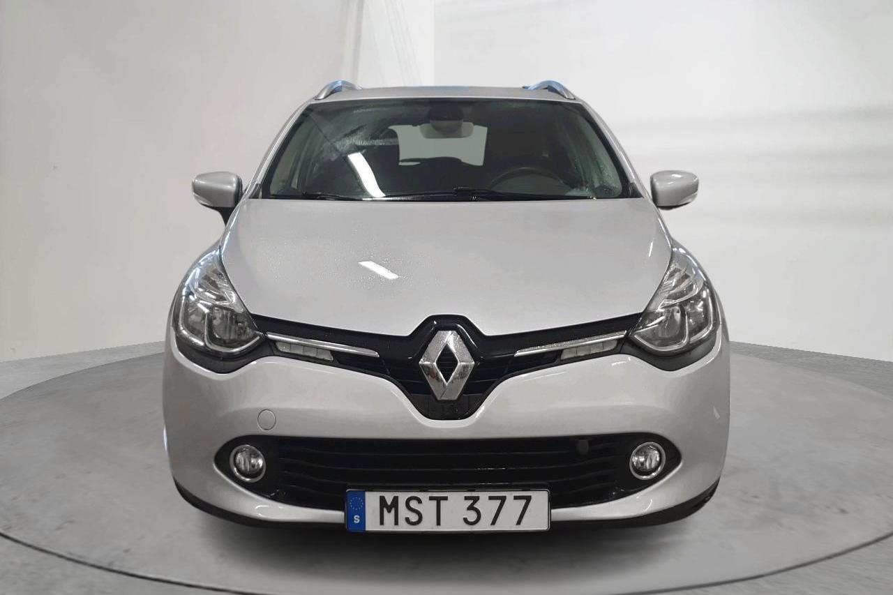 Renault Clio IV 0.9 TCe 90 Sports Tourer (90hk) - 133 350 km - Käsitsi - hõbe - 2015