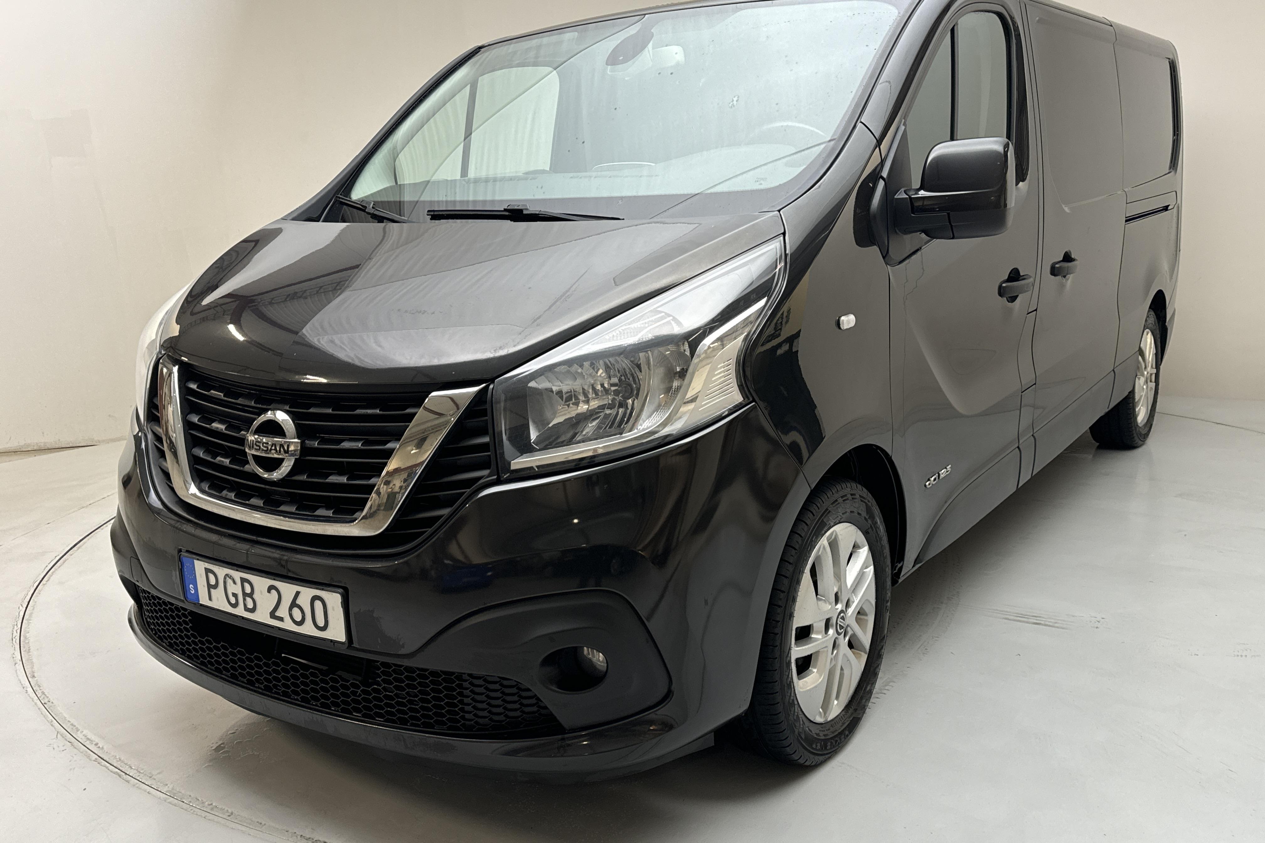 Nissan NV300 1.6 dCi (125hk) - 207 860 km - Käsitsi - must - 2017