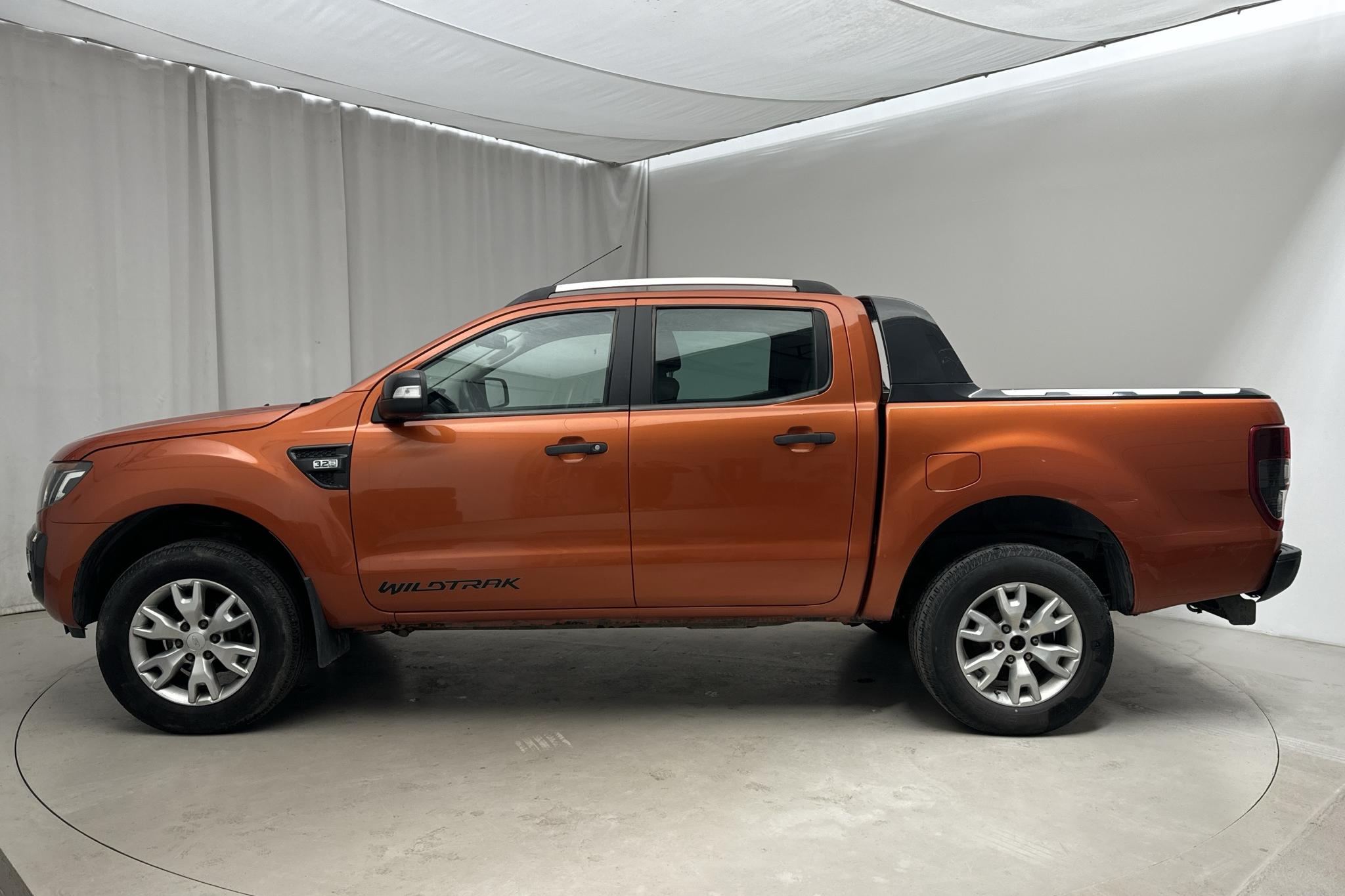 Ford Ranger 3.2 TDCi 4WD (200hk) - 190 110 km - Automaatne - oranž - 2013