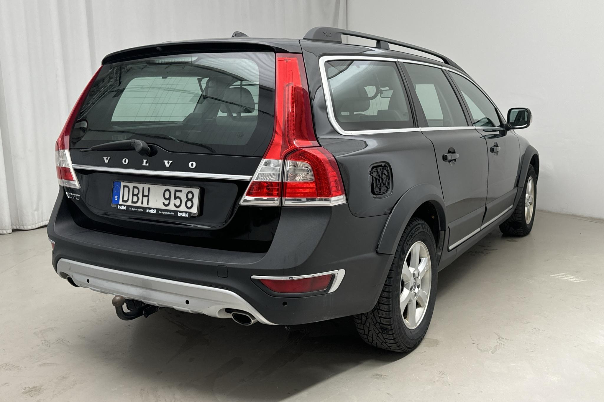 Volvo XC70 II D4 AWD (163hk) - 162 060 km - Käsitsi - must - 2014