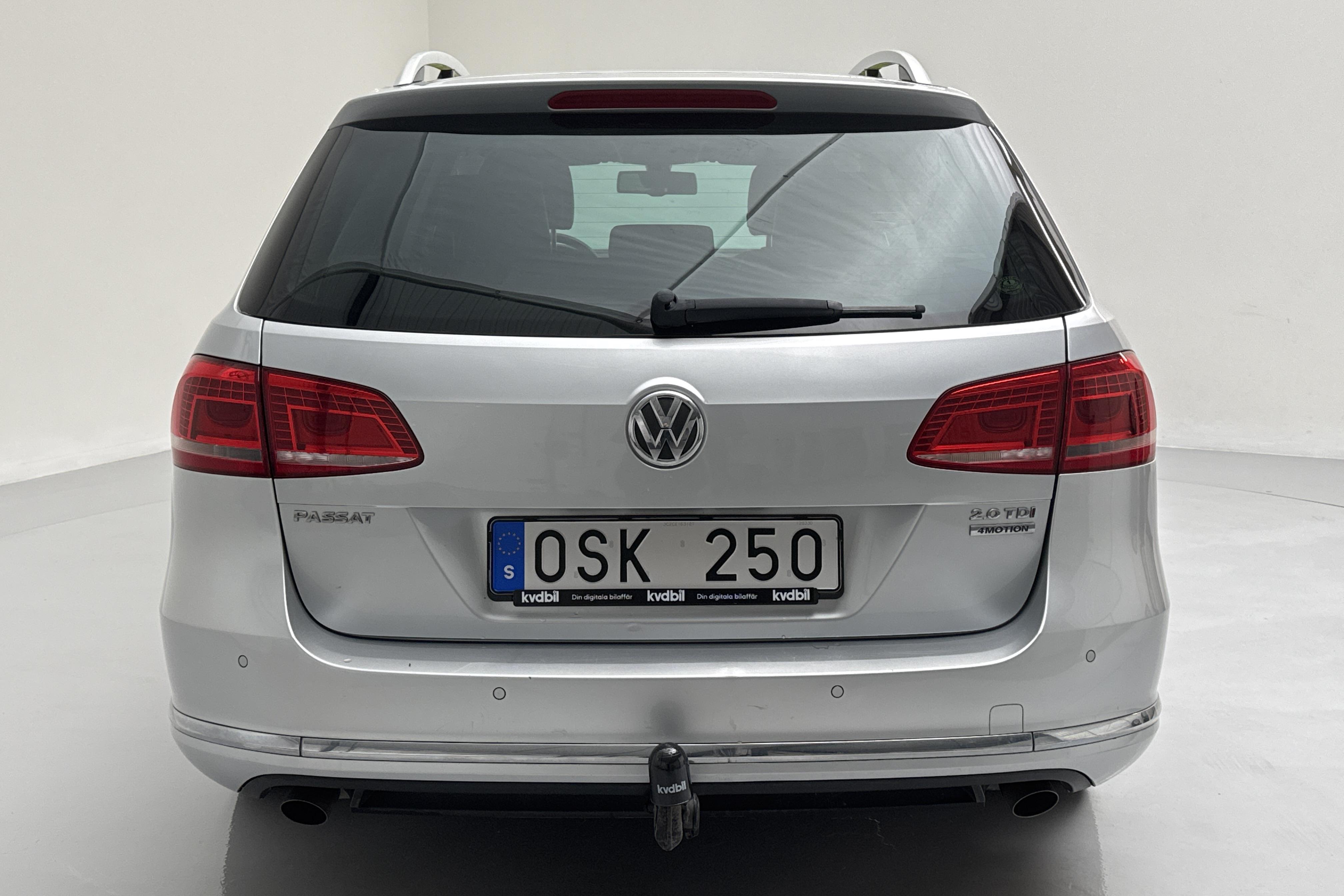 VW Passat 2.0 TDI BlueMotion Technology Variant 4Motion (170hk) - 19 362 mil - Automat - silver - 2012