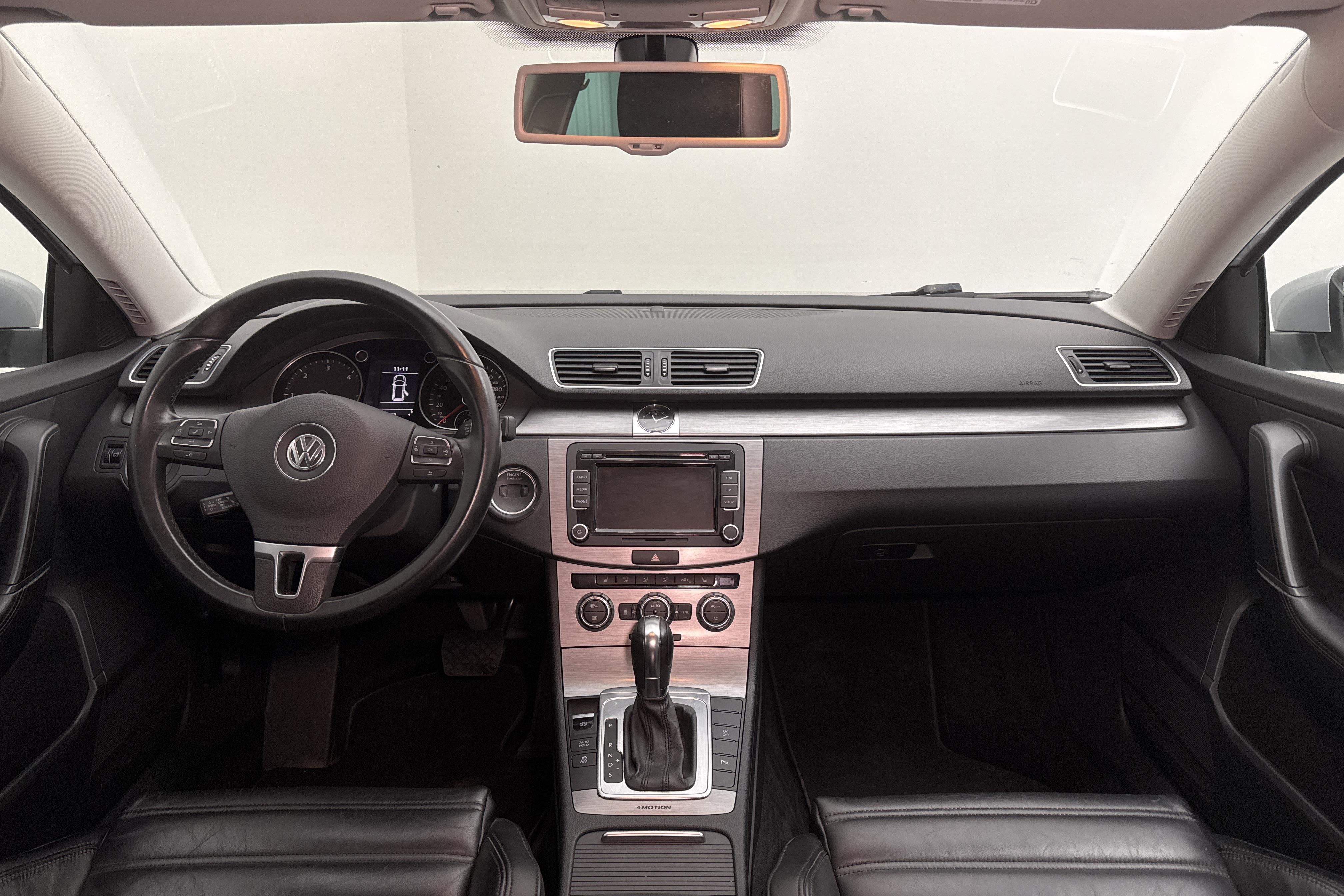 VW Passat 2.0 TDI BlueMotion Technology Variant 4Motion (170hk) - 19 362 mil - Automat - silver - 2012