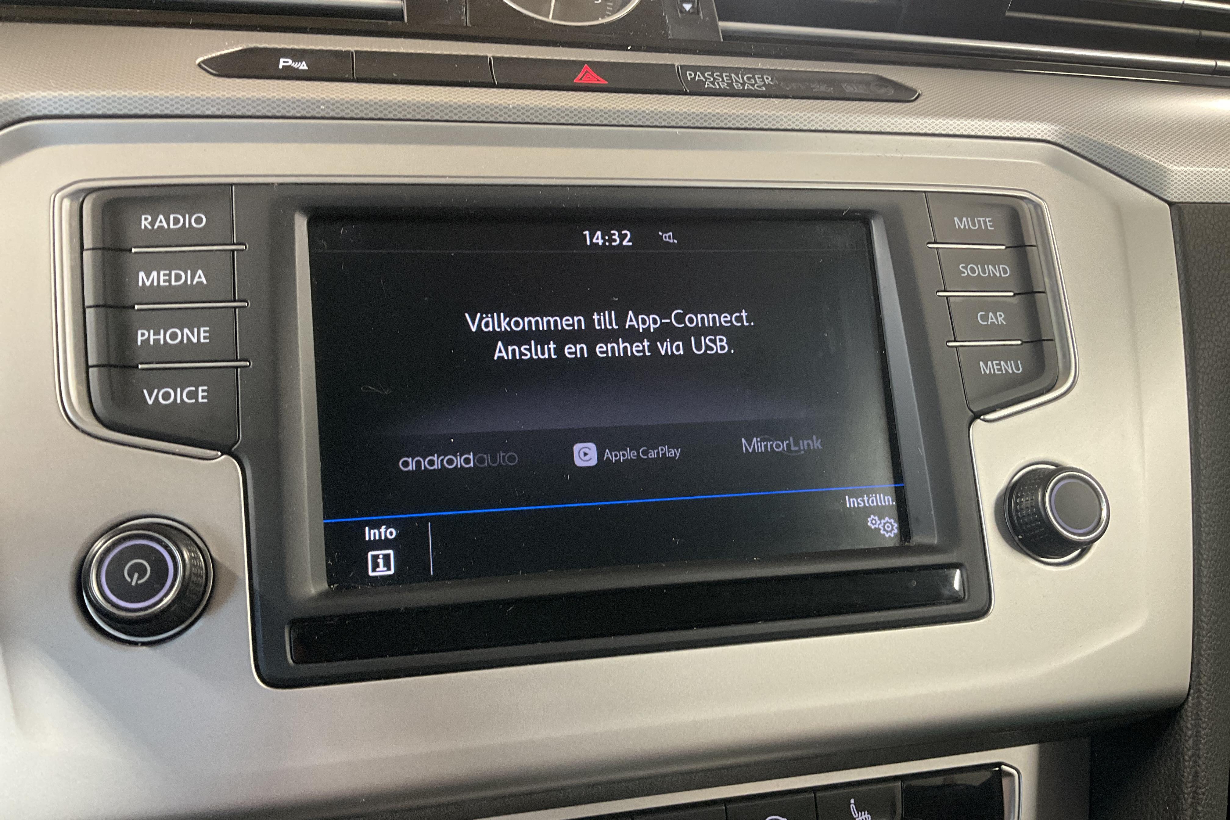 VW Passat 2.0 TDI Sportscombi (150hk) - 127 040 km - Automaattinen - valkoinen - 2017