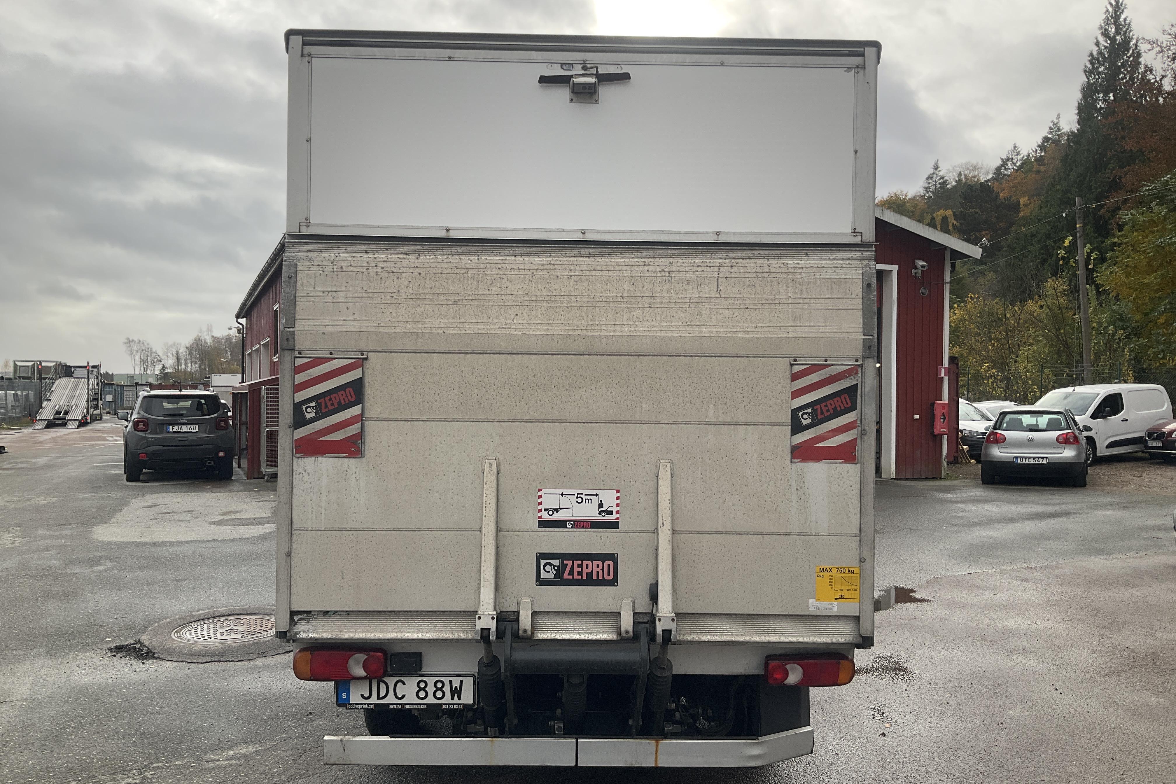 Peugeot Boxer 350 2.0 BlueHDi Volymskåp(140hk) - 156 620 km - Manuaalinen - valkoinen - 2021