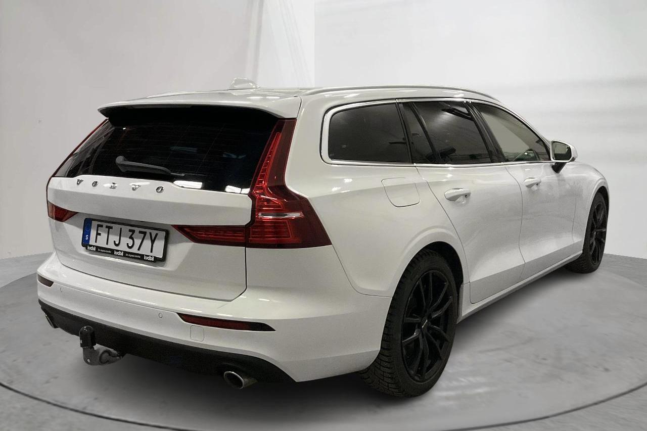 Volvo V60 T6 AWD Twin Engine (340hk) - 151 830 km - Automatyczna - biały - 2020