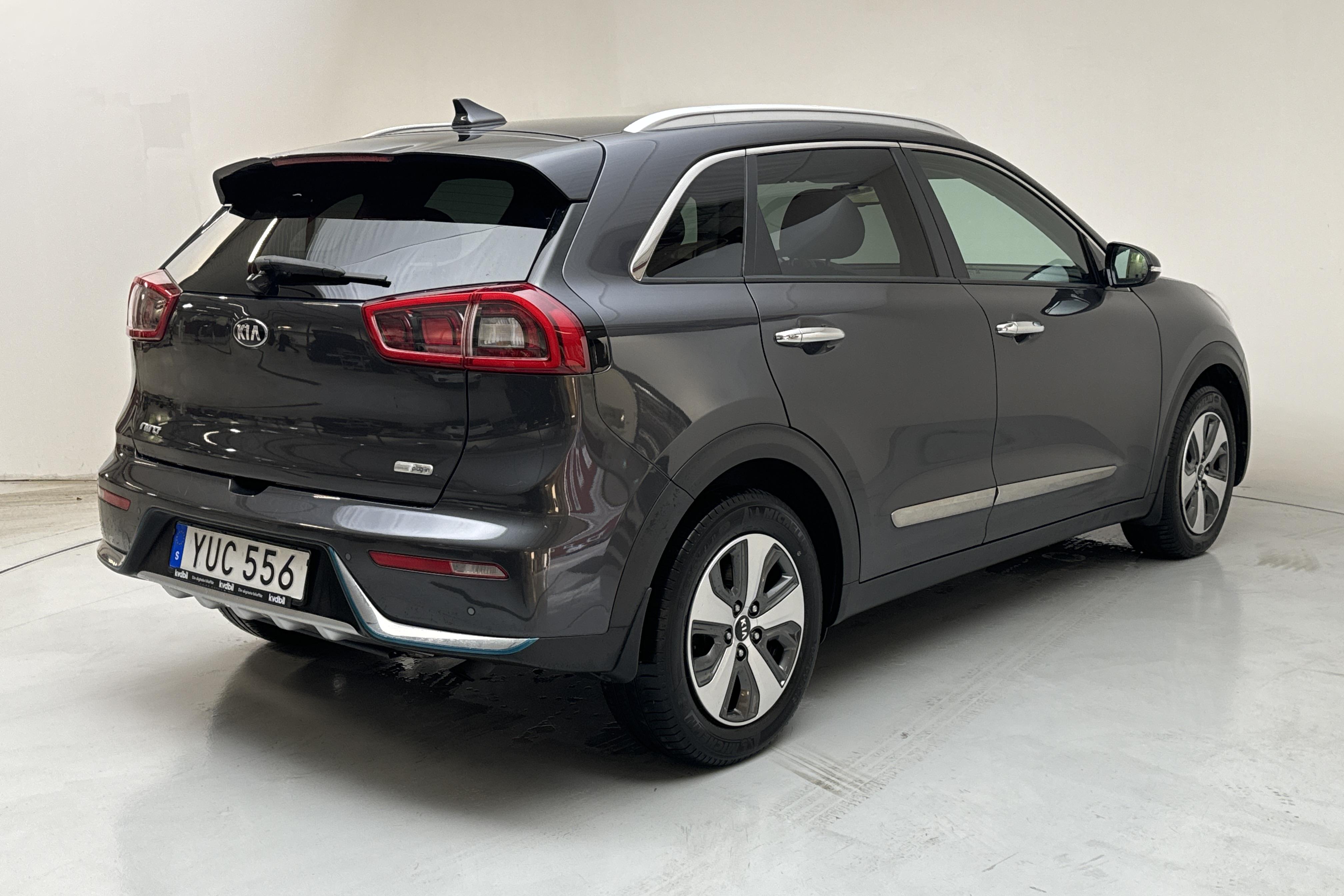 KIA Niro Plug-in Hybrid 1.6 (141hk) - 59 900 km - Automatyczna - szary - 2018