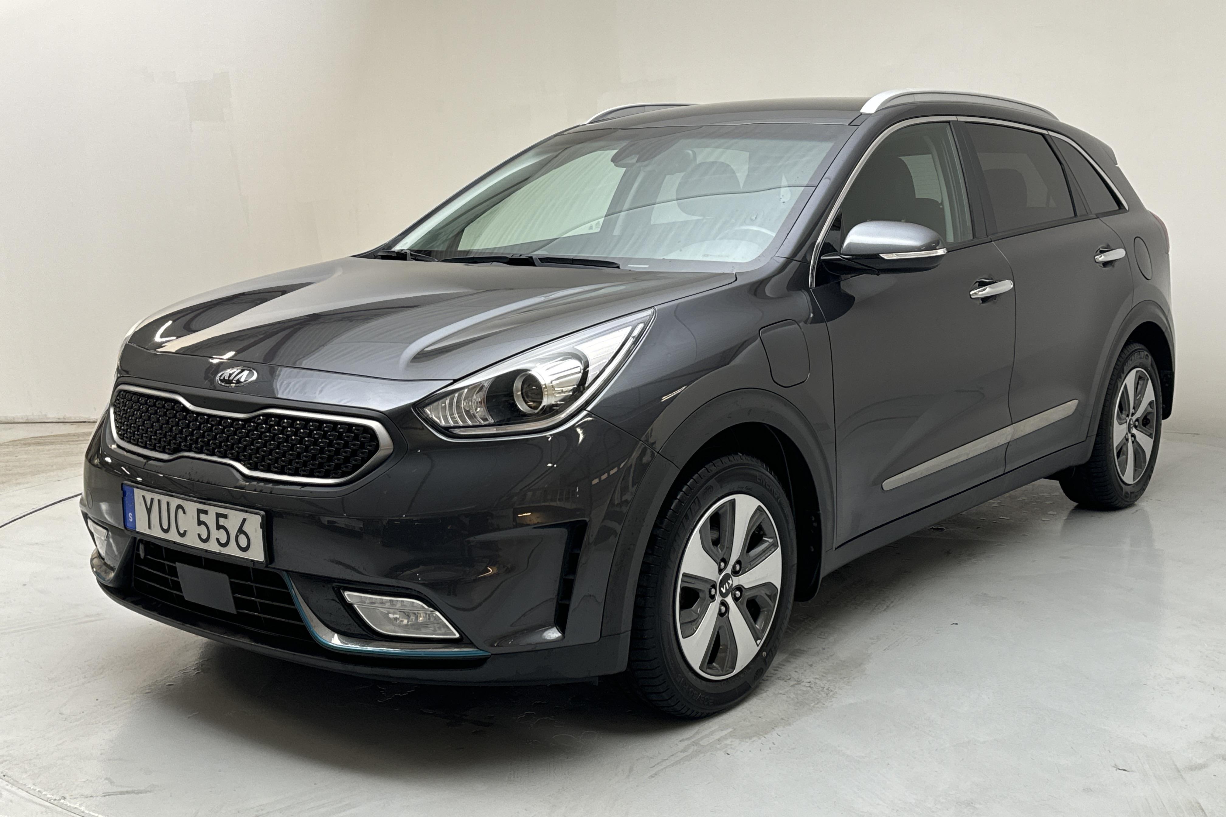 KIA Niro Plug-in Hybrid 1.6 (141hk) - 59 900 km - Automatic - gray - 2018