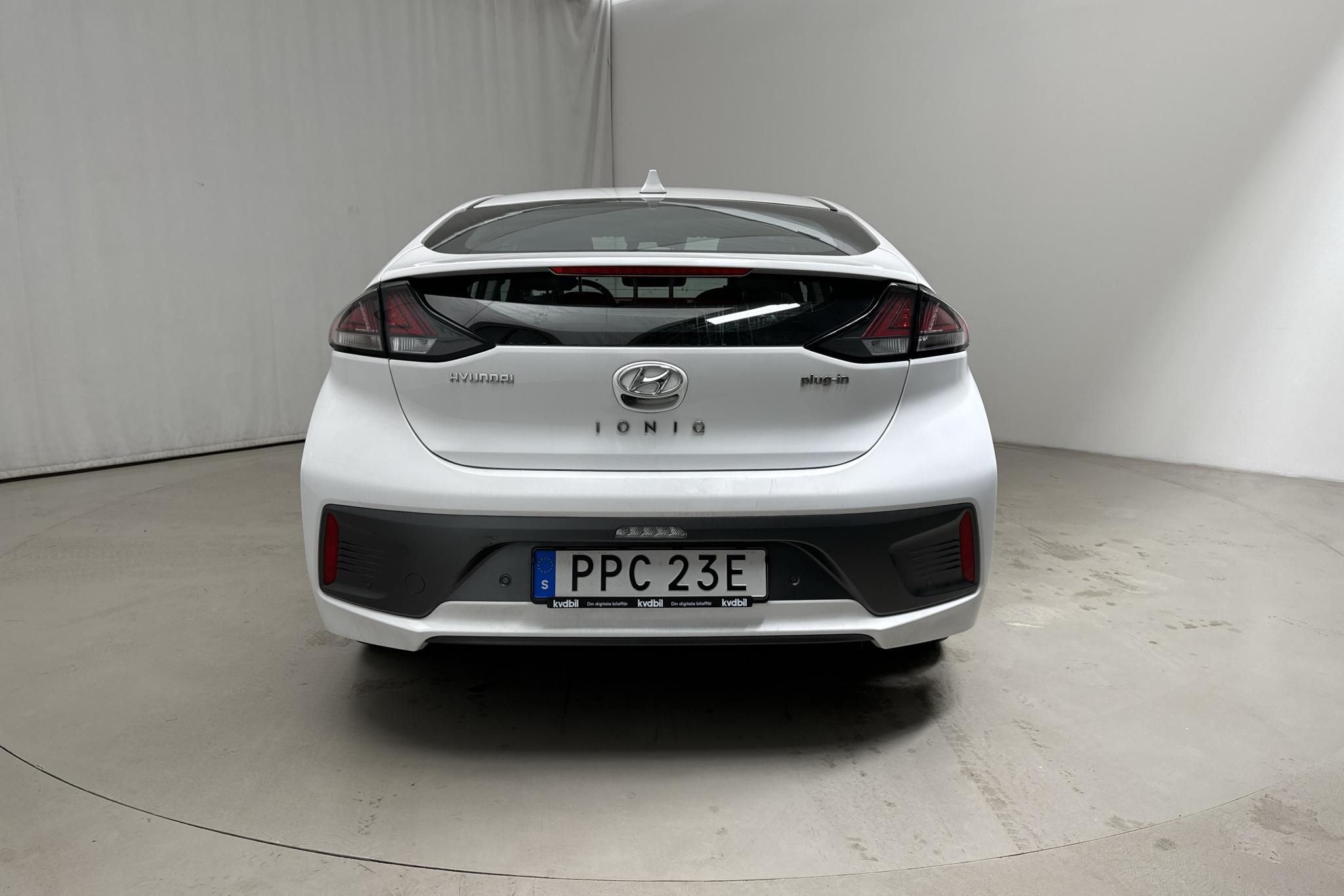 Hyundai IONIQ Plug-in (141hk) - 45 210 km - Automaattinen - 2020