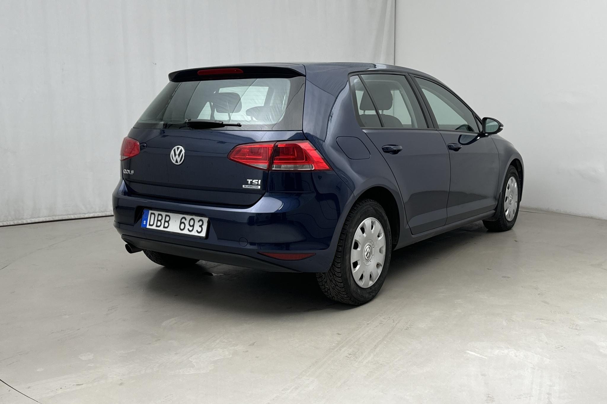 VW Golf VII 1.2 TSI 5dr (105hk) - 79 310 km - Manual - Dark Blue - 2014