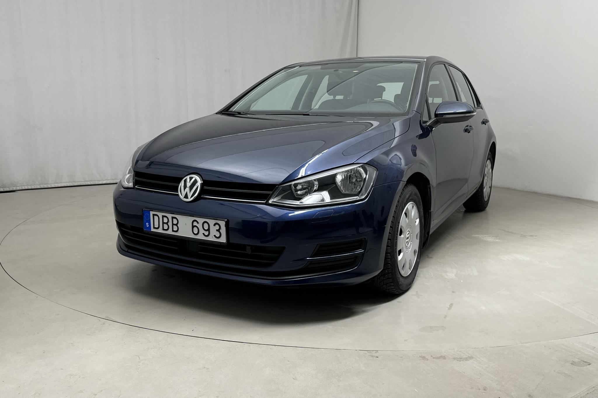 VW Golf VII 1.2 TSI 5dr (105hk) - 79 310 km - Manualna - Dark Blue - 2014