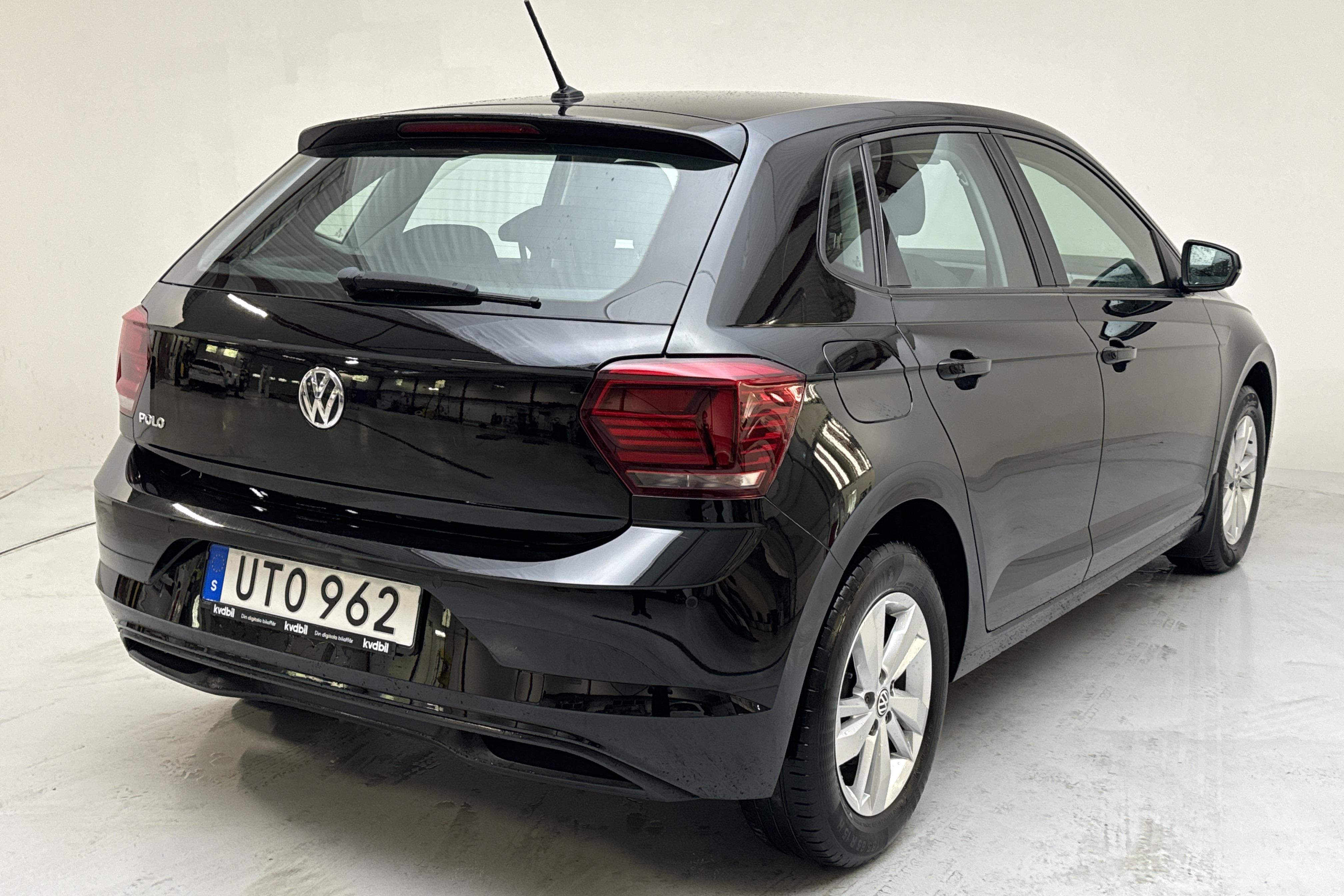 VW Polo 1.0 TSI 5dr (95hk) - 101 580 km - Automatic - black - 2019