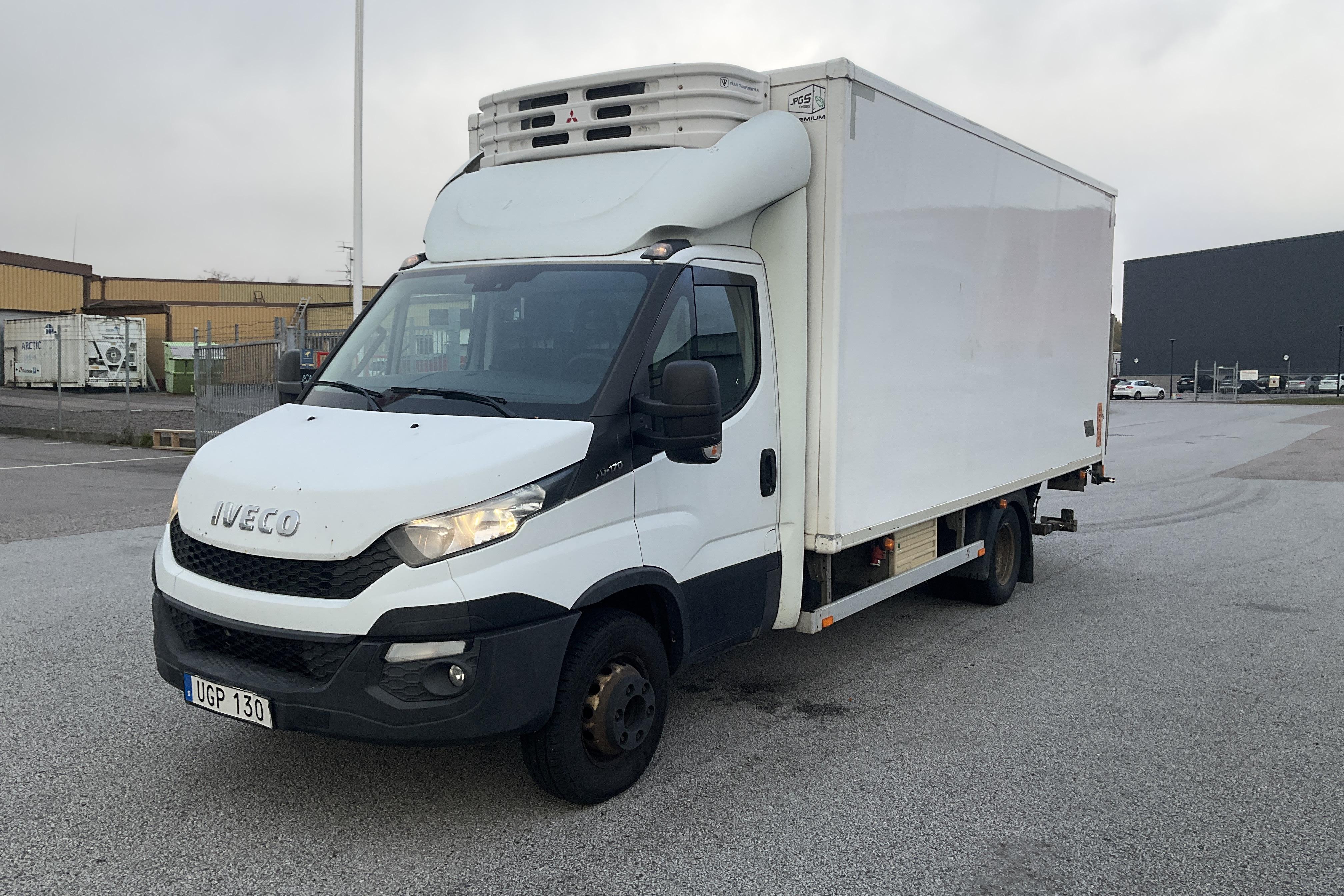 Iveco DAILY 70C17H P - 296 990 km - Manuaalinen - valkoinen - 2014