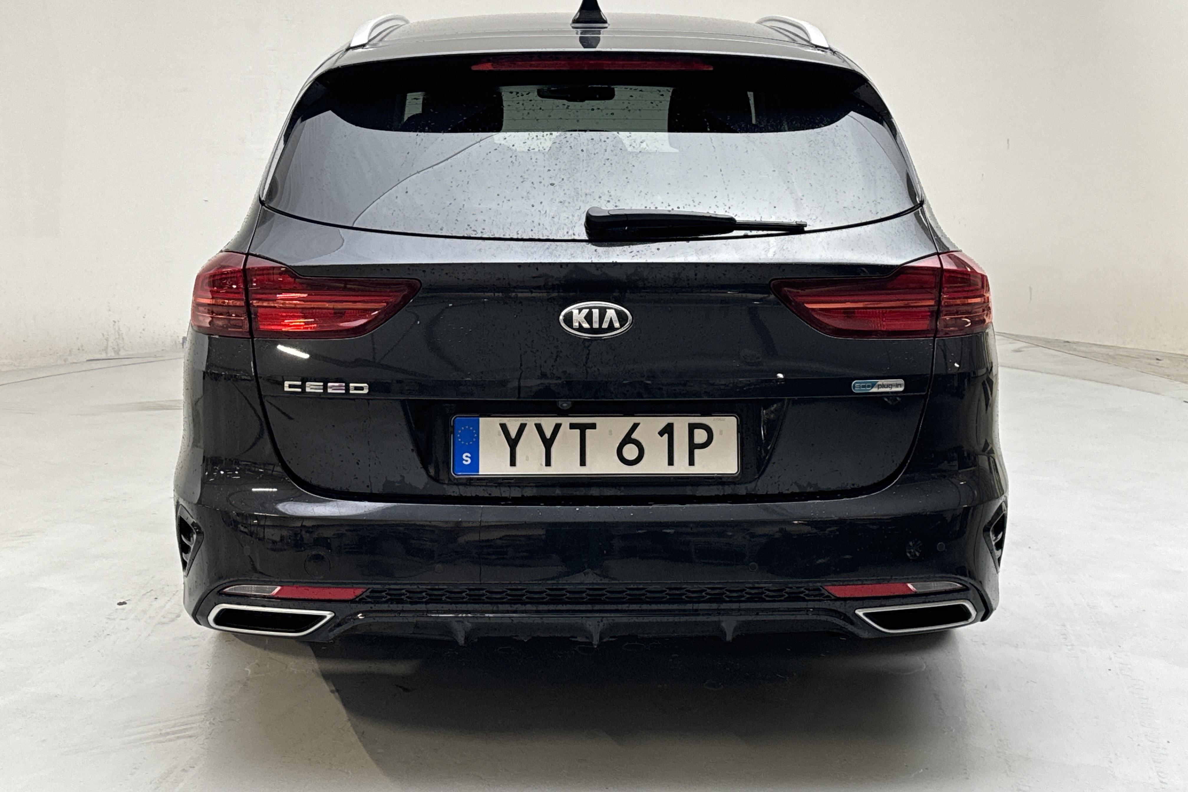 KIA Ceed 1.6 Plug-in Hybrid SW (141hk) - 75 920 km - Automatyczna - czarny - 2021