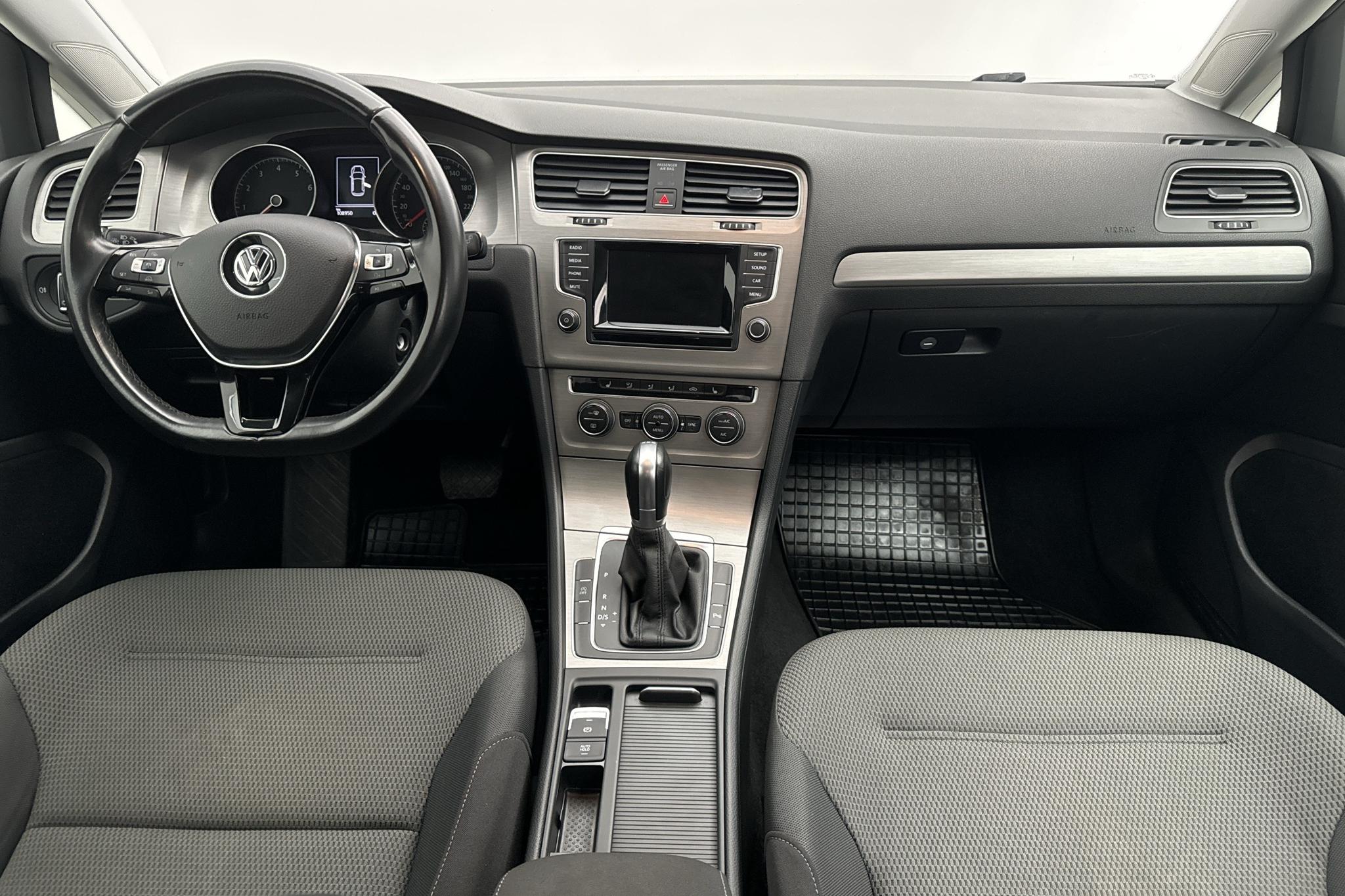 VW Golf VII 1.2 TSI 5dr (105hk) - 108 950 km - Automaattinen - valkoinen - 2015