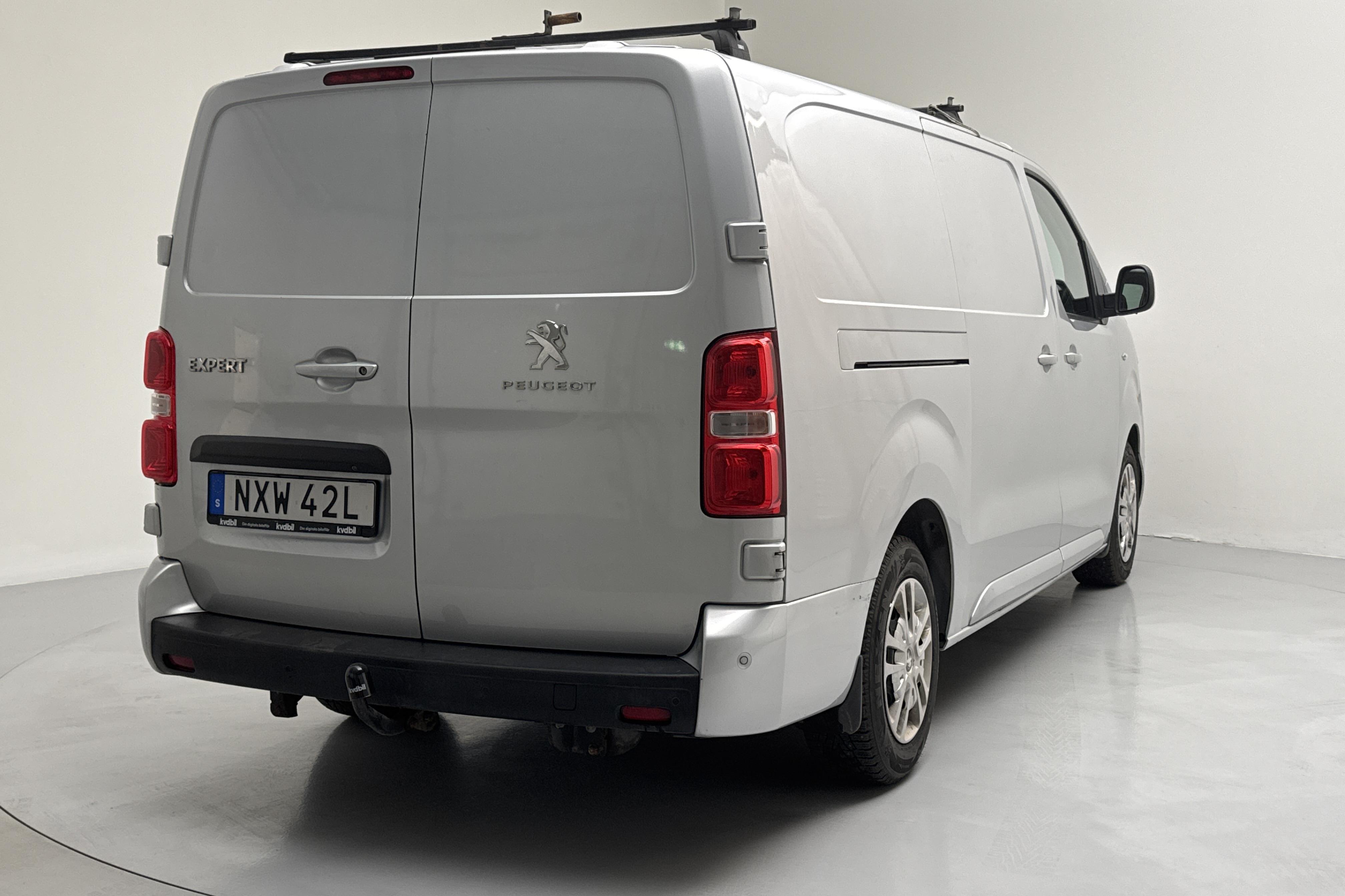 Peugeot Expert BlueHDi Skåp (180hk) - 10 252 mil - Automat - Light Grey - 2019