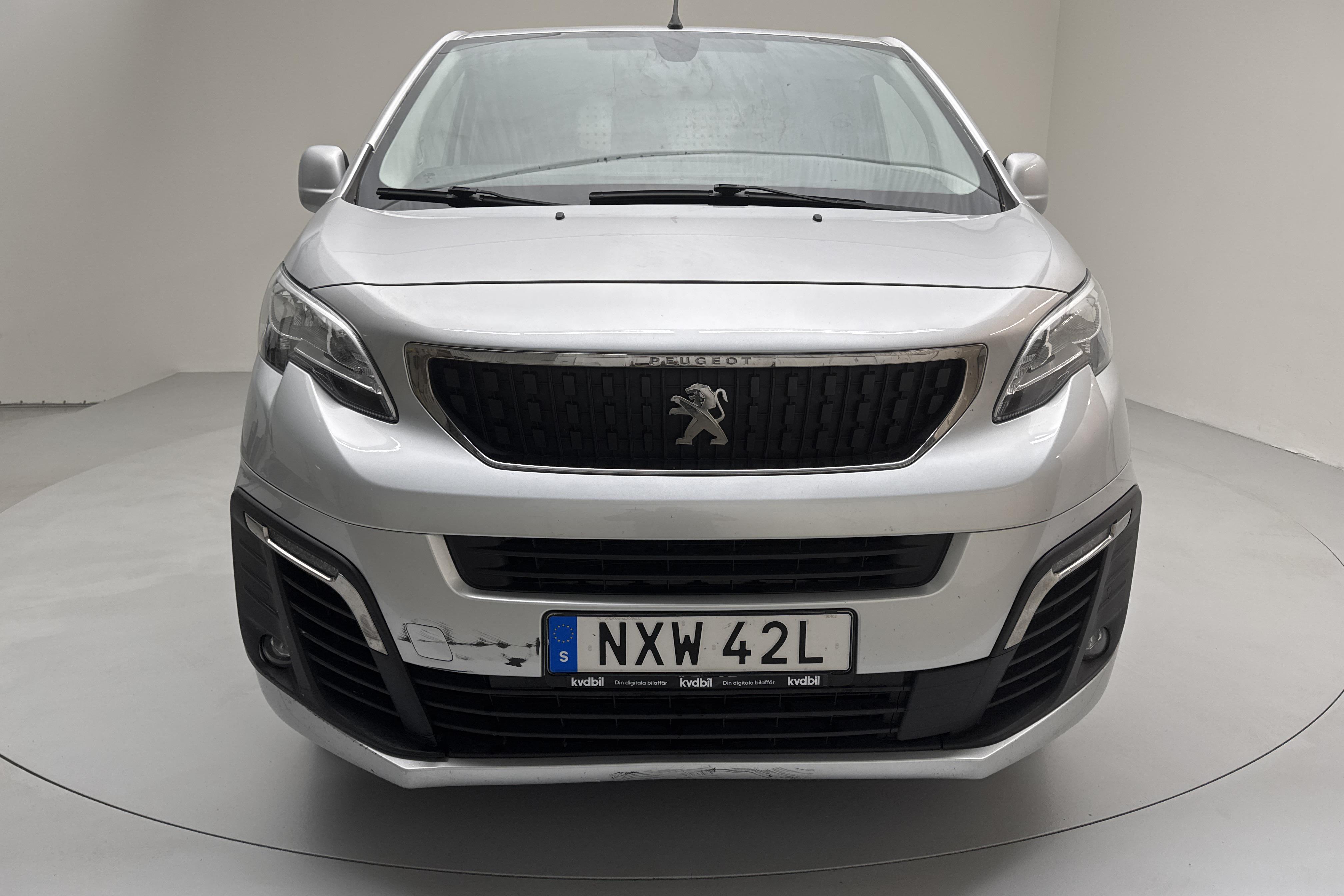 Peugeot Expert BlueHDi Skåp (180hk) - 10 252 mil - Automat - Light Grey - 2019