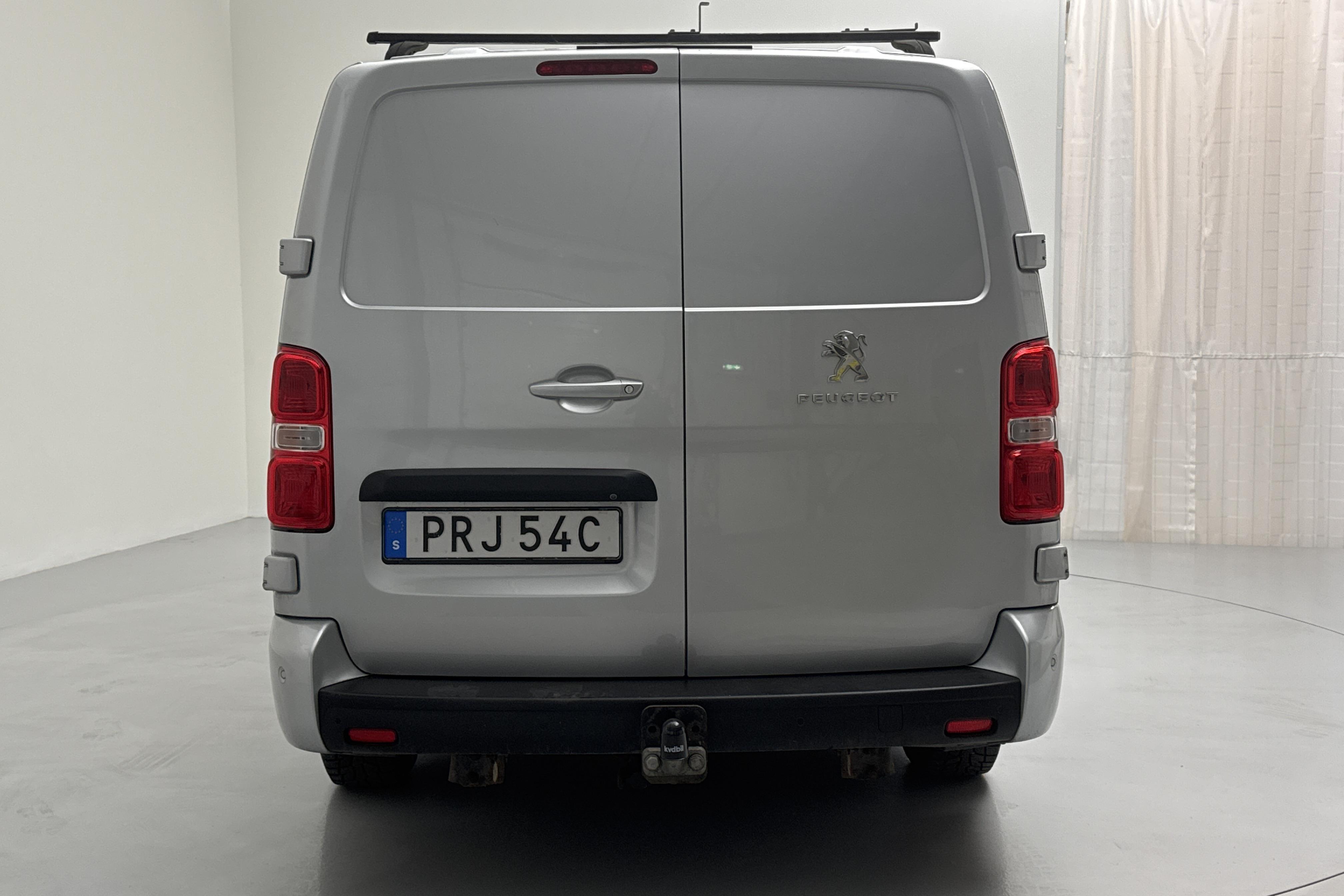 Peugeot Expert BlueHDi Skåp (180hk) - 14 158 mil - Automat - silver - 2019