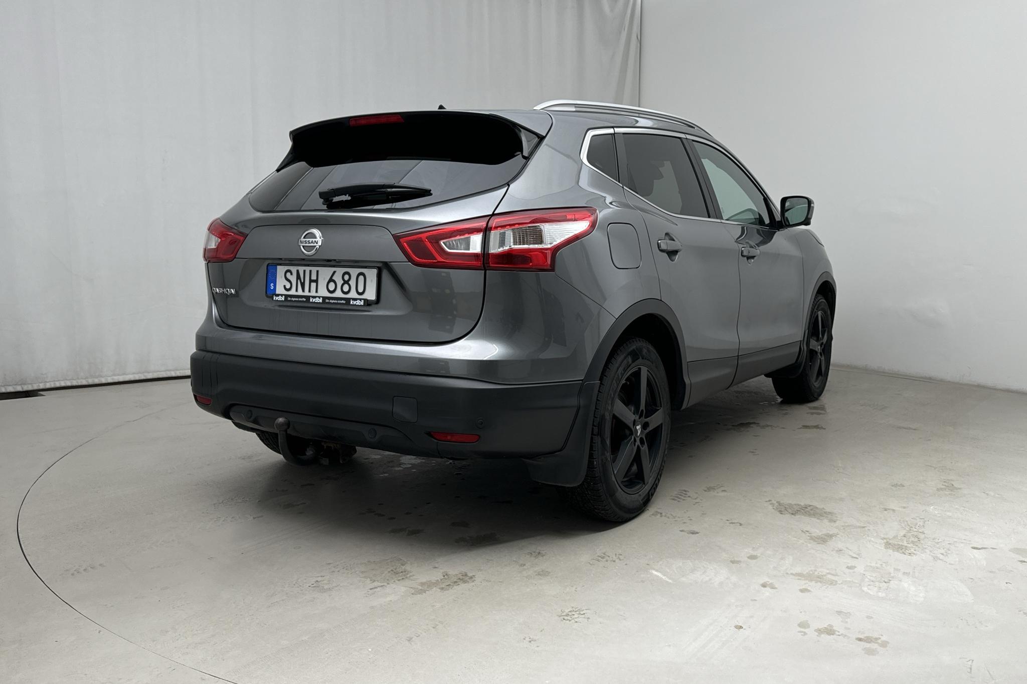 Nissan Qashqai 1.2 (115hk) - 11 447 mil - Automat - grå - 2017