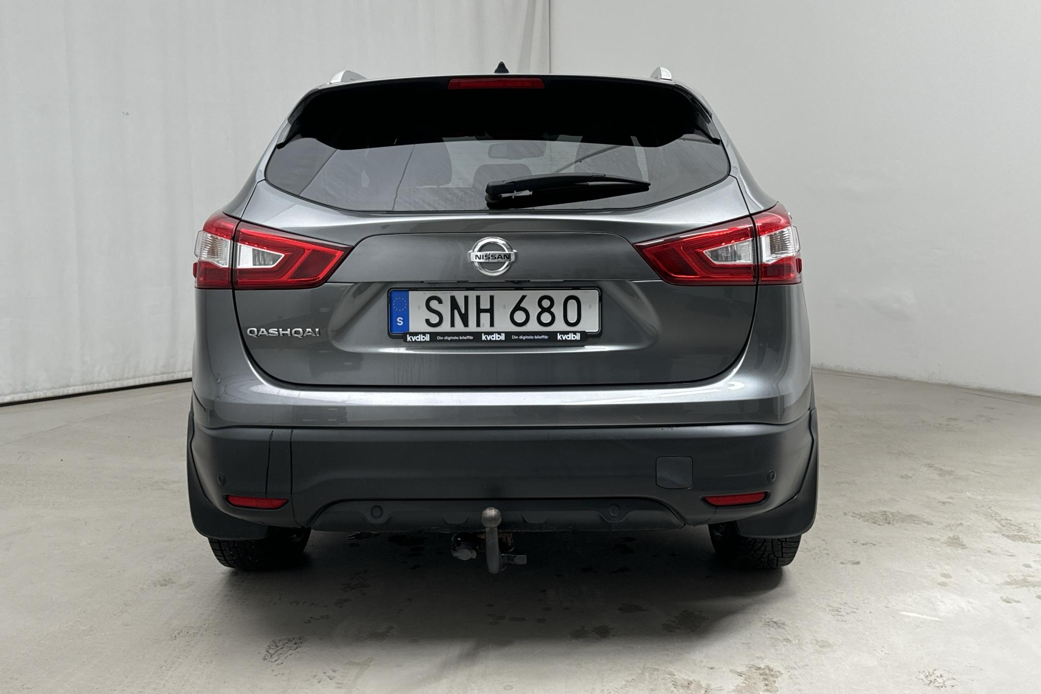 Nissan Qashqai 1.2 (115hk) - 11 447 mil - Automat - grå - 2017