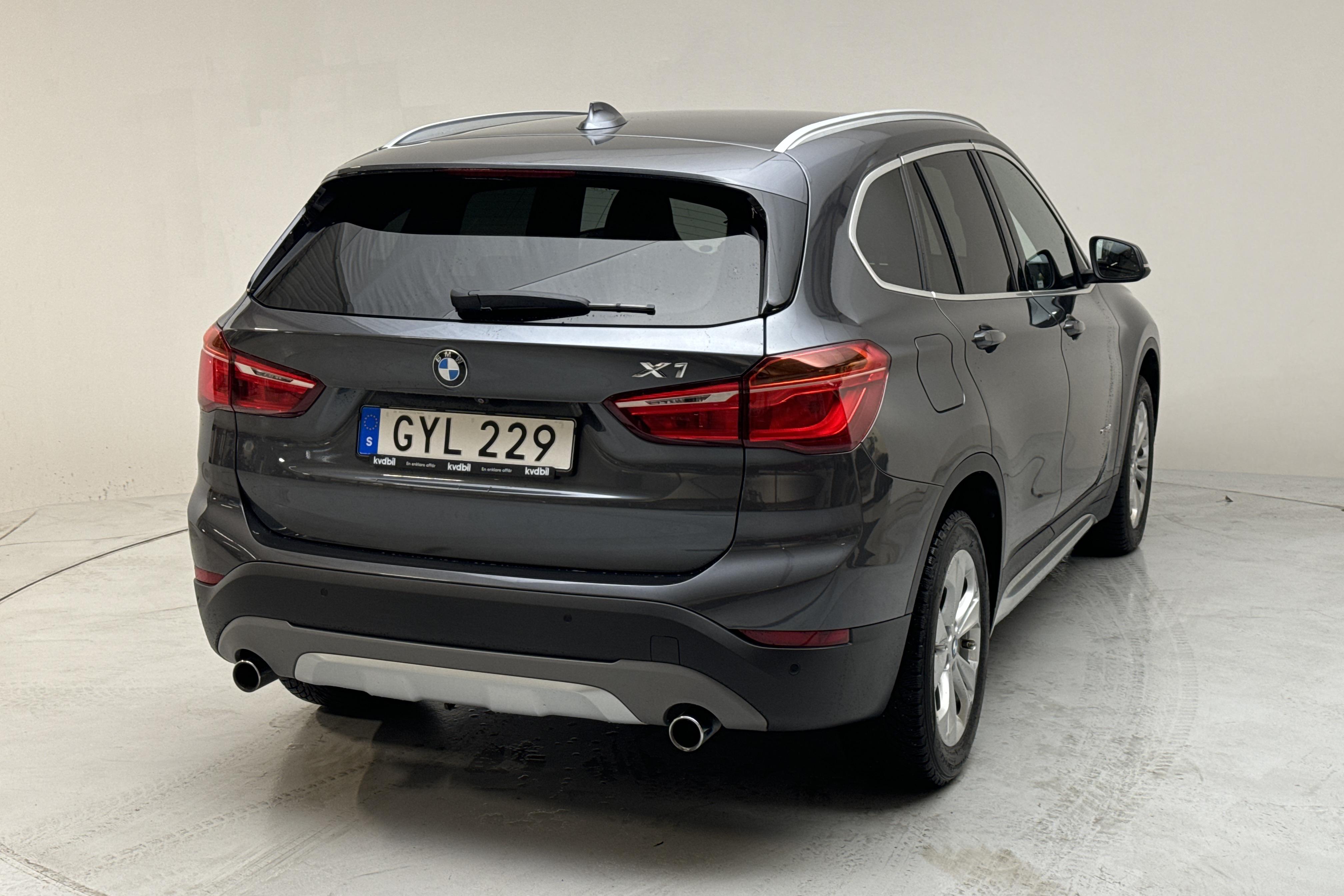 BMW X1 xDrive20d, F48 (190hk) - 136 730 km - Automatyczna - szary - 2017