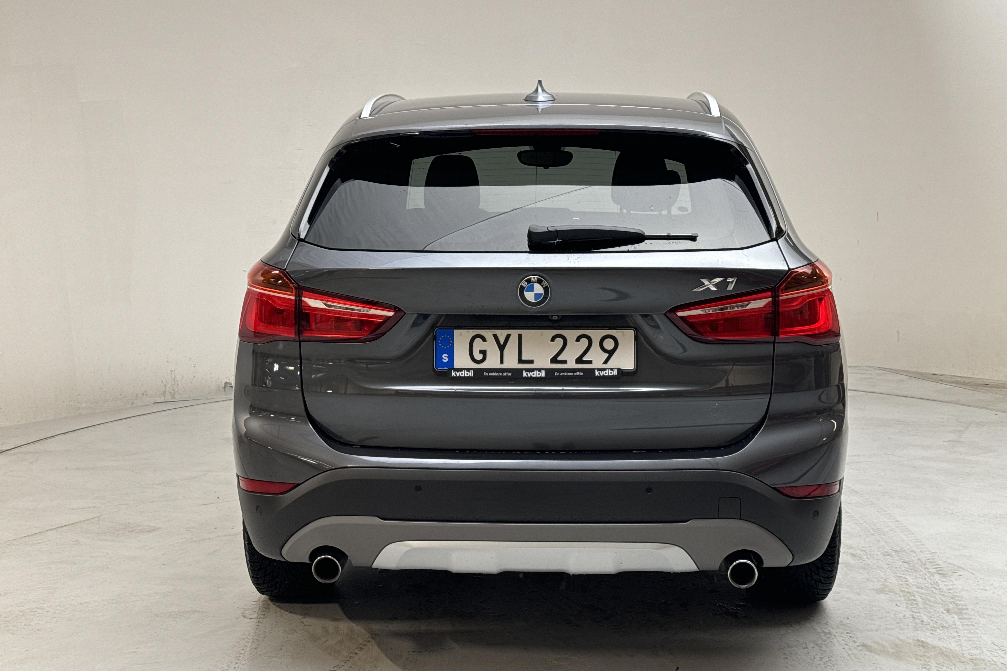 BMW X1 xDrive20d, F48 (190hk) - 136 730 km - Automaattinen - harmaa - 2017