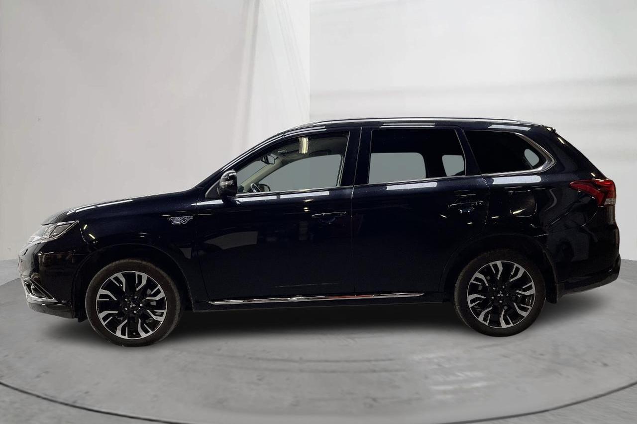 Mitsubishi Outlander 2.0 Plug-in Hybrid 4WD (121hk) - 100 890 km - Automatic - black - 2018