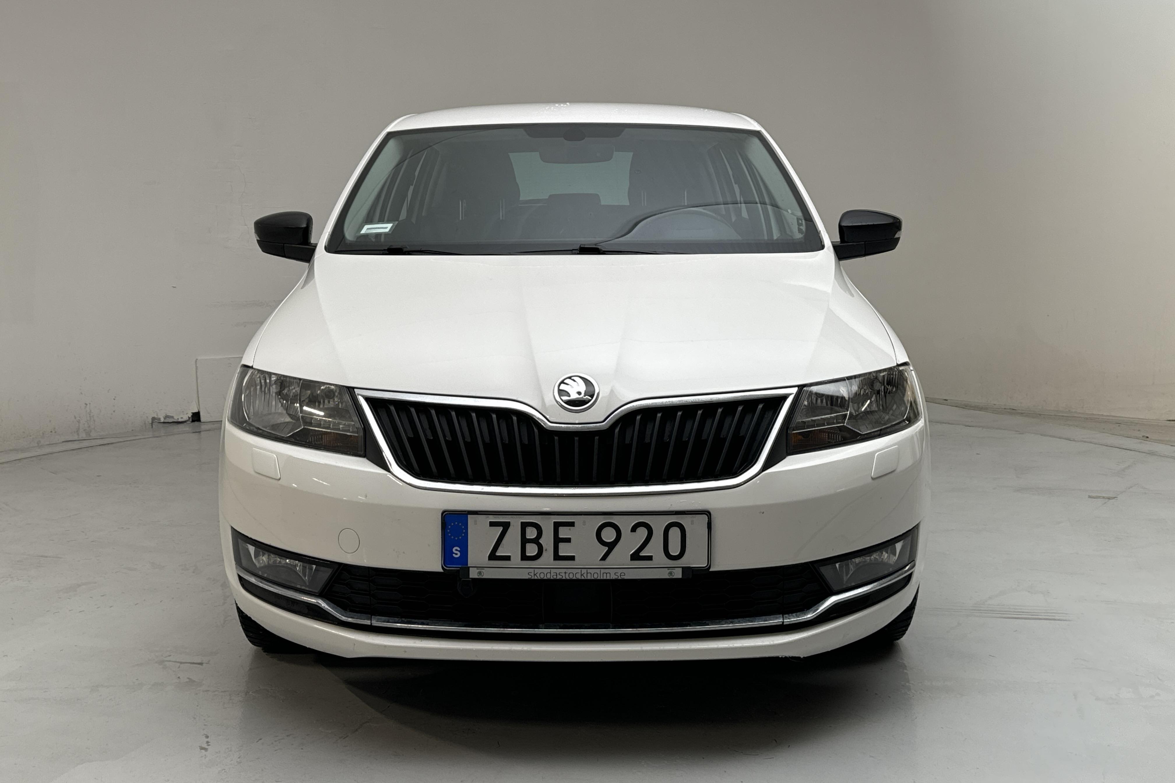 Skoda Rapid 1.4 TDI Spaceback (90hk) - 70 040 km - Manuaalinen - valkoinen - 2018