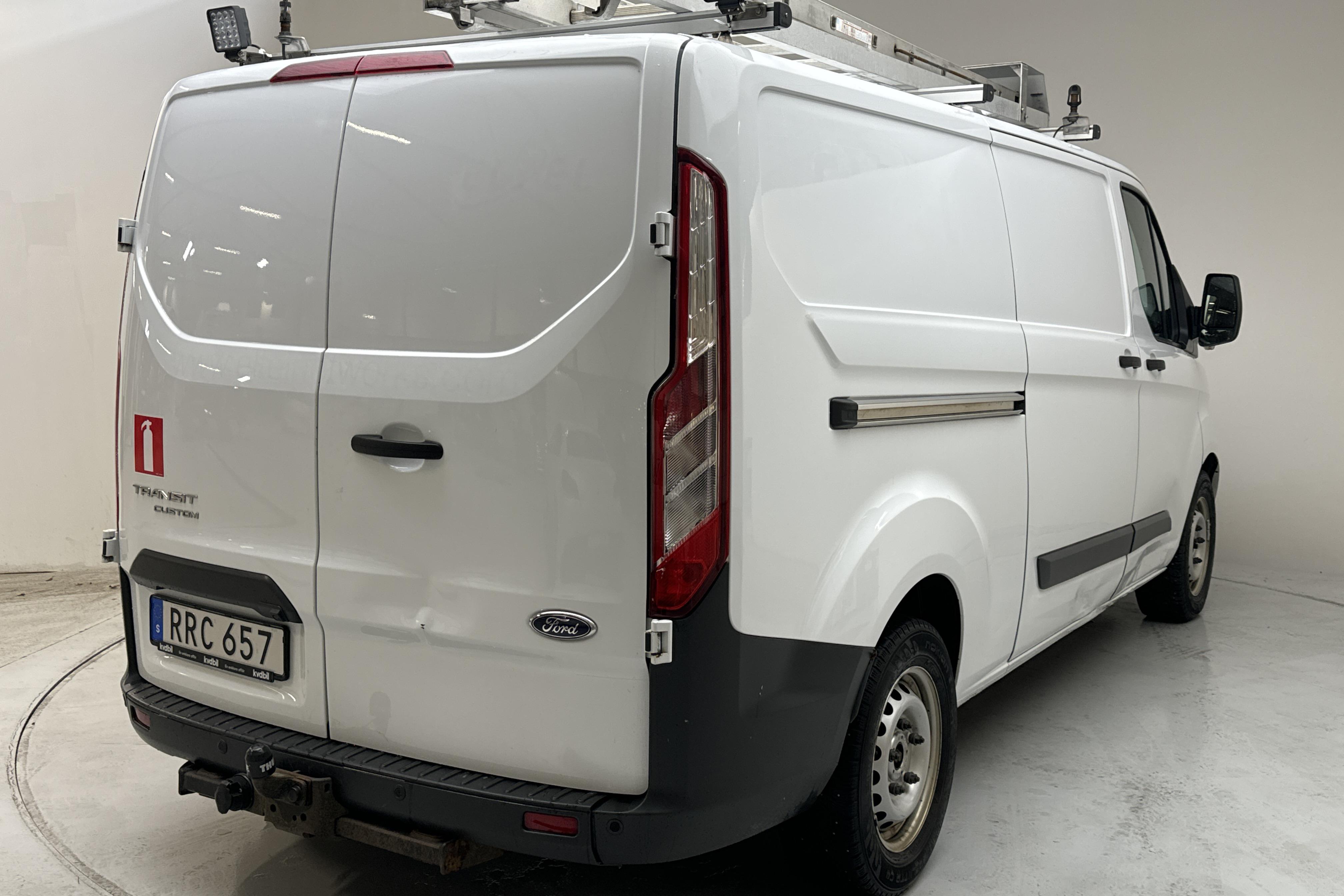 Ford Transit Custom 290 (130hk) - 151 380 km - Manuaalinen - valkoinen - 2018