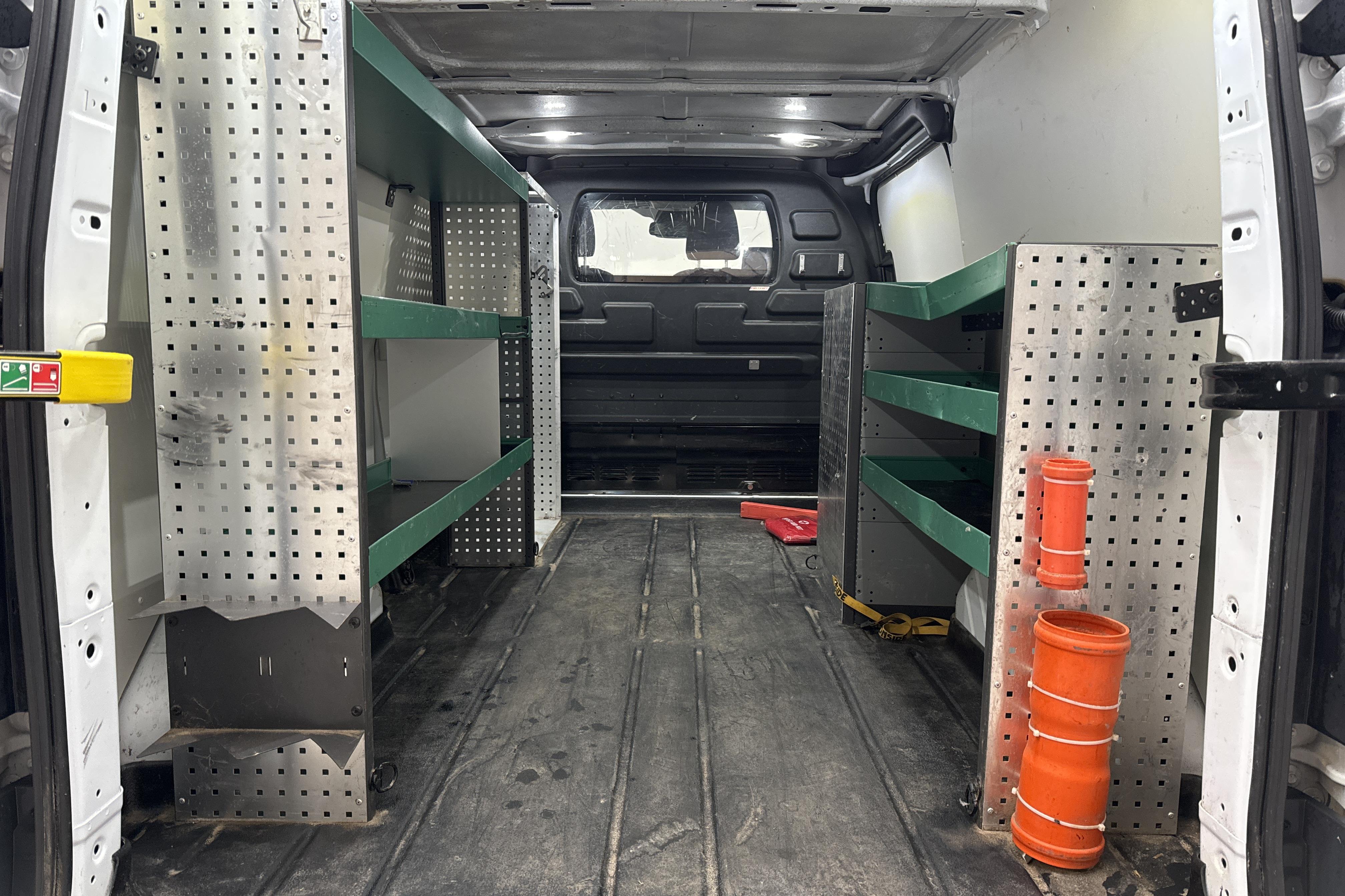 Ford Transit Custom 290 (130hk) - 151 380 km - Manuaalinen - valkoinen - 2018