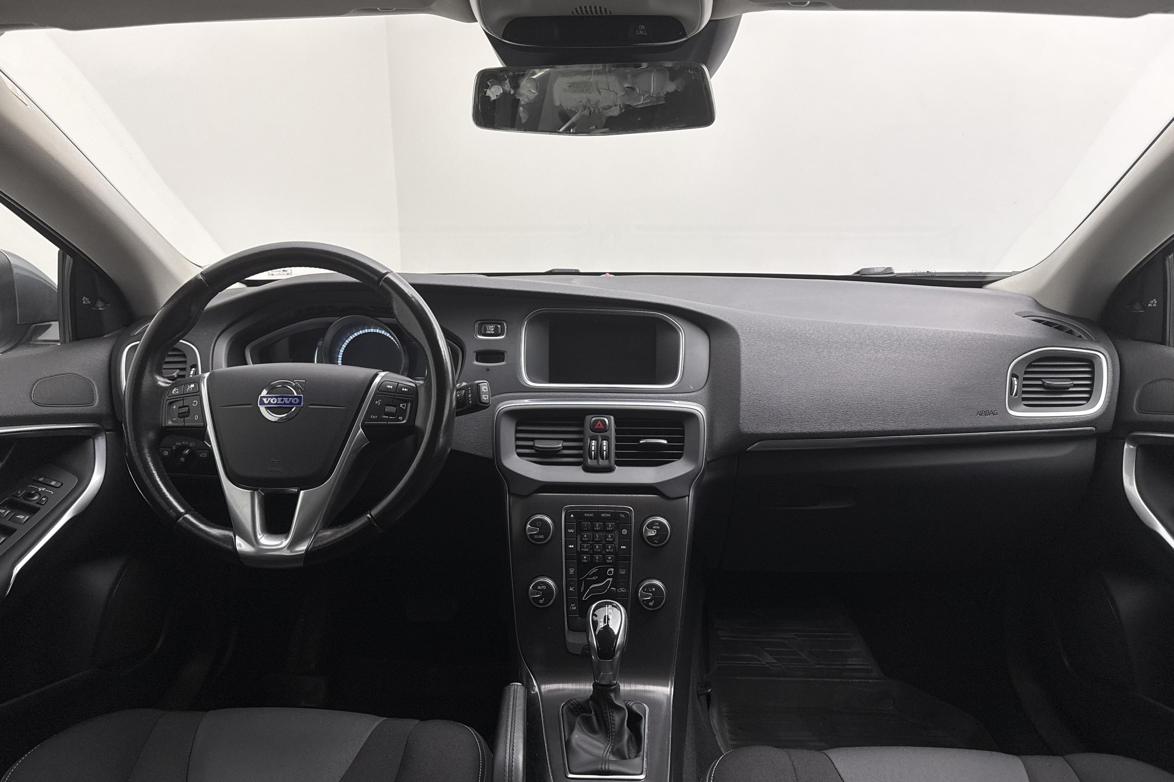 Volvo V40 D2 (120hk) - 129 140 km - Automaatne - hall - 2016