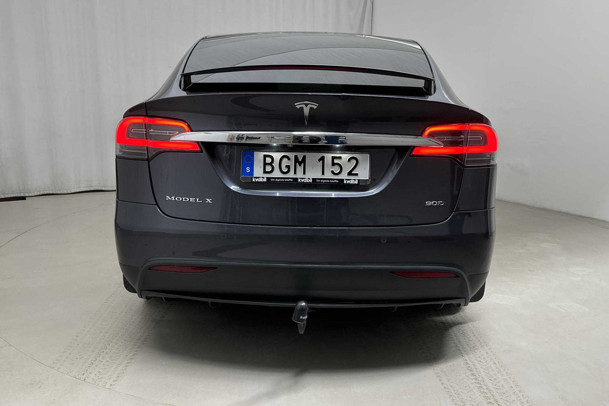 Tesla Model X 90D - 250 970 km - Automatic - gray - 2016