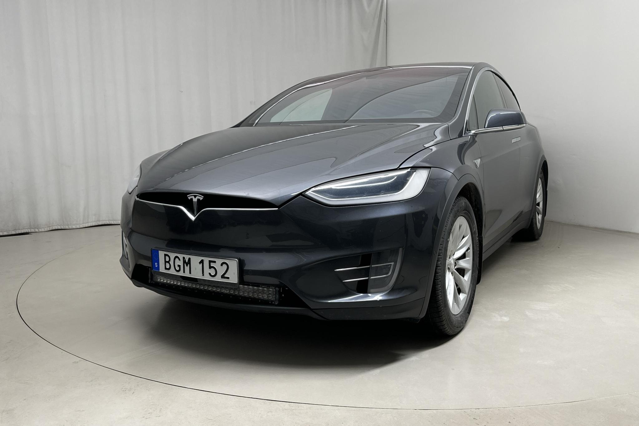 Tesla Model X 90D - 250 970 km - Automatic - gray - 2016