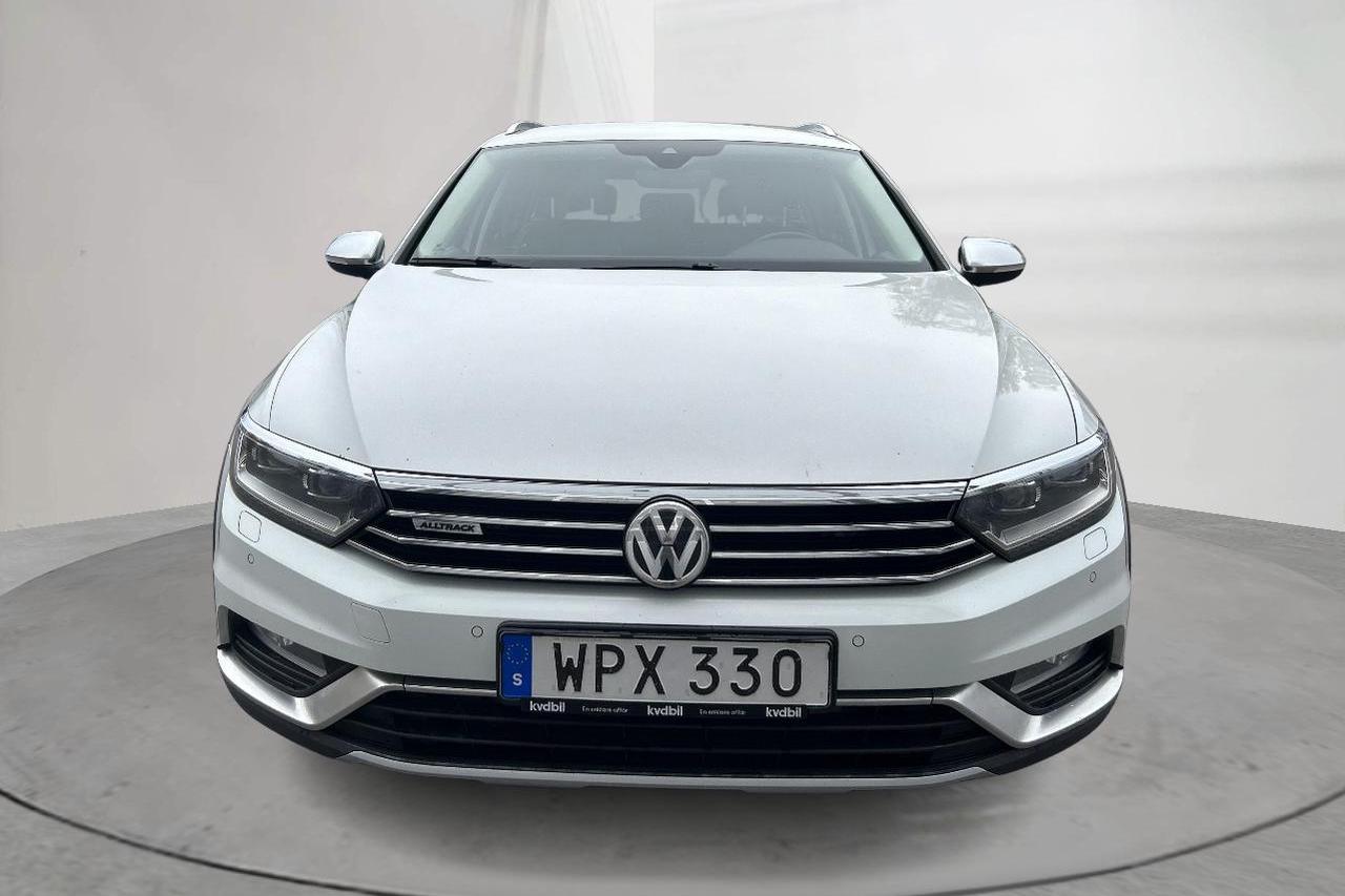 VW Passat Alltrack 2.0 TDI 4MOTION (190hk) - 21 587 mil - Automat - vit - 2017