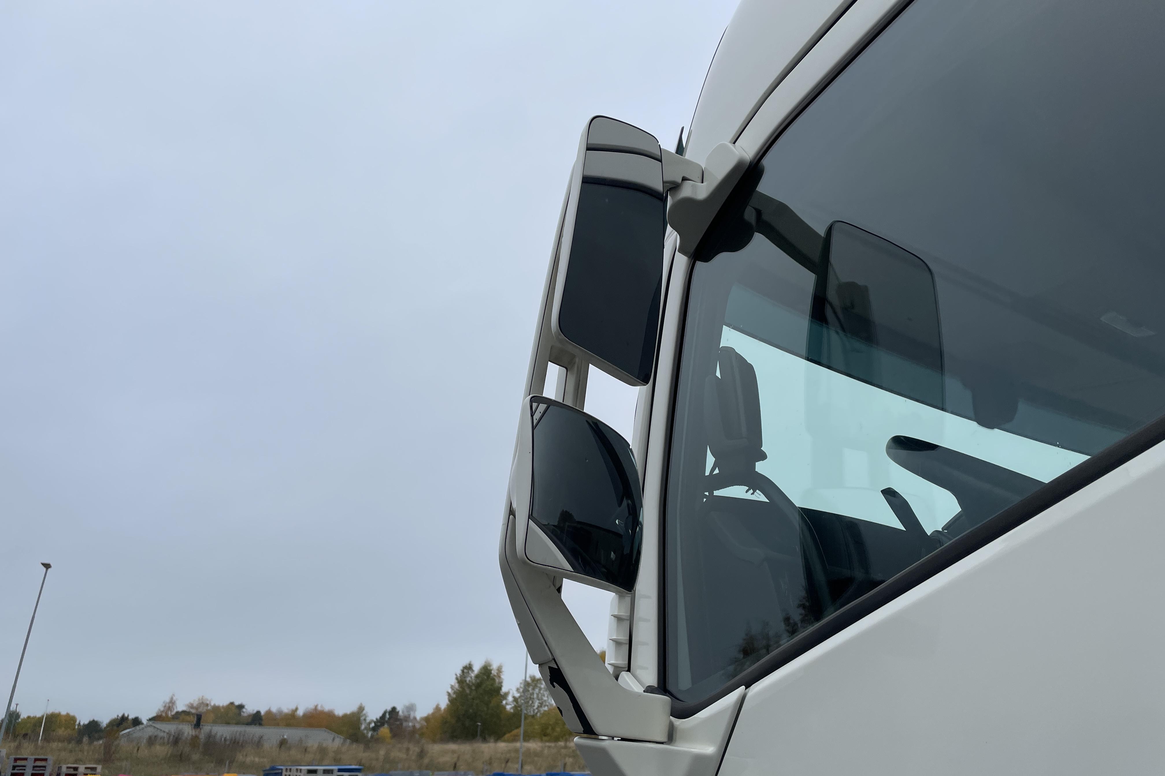 Volvo FH500 - 1 612 142 km - Automaattinen - valkoinen - 2015