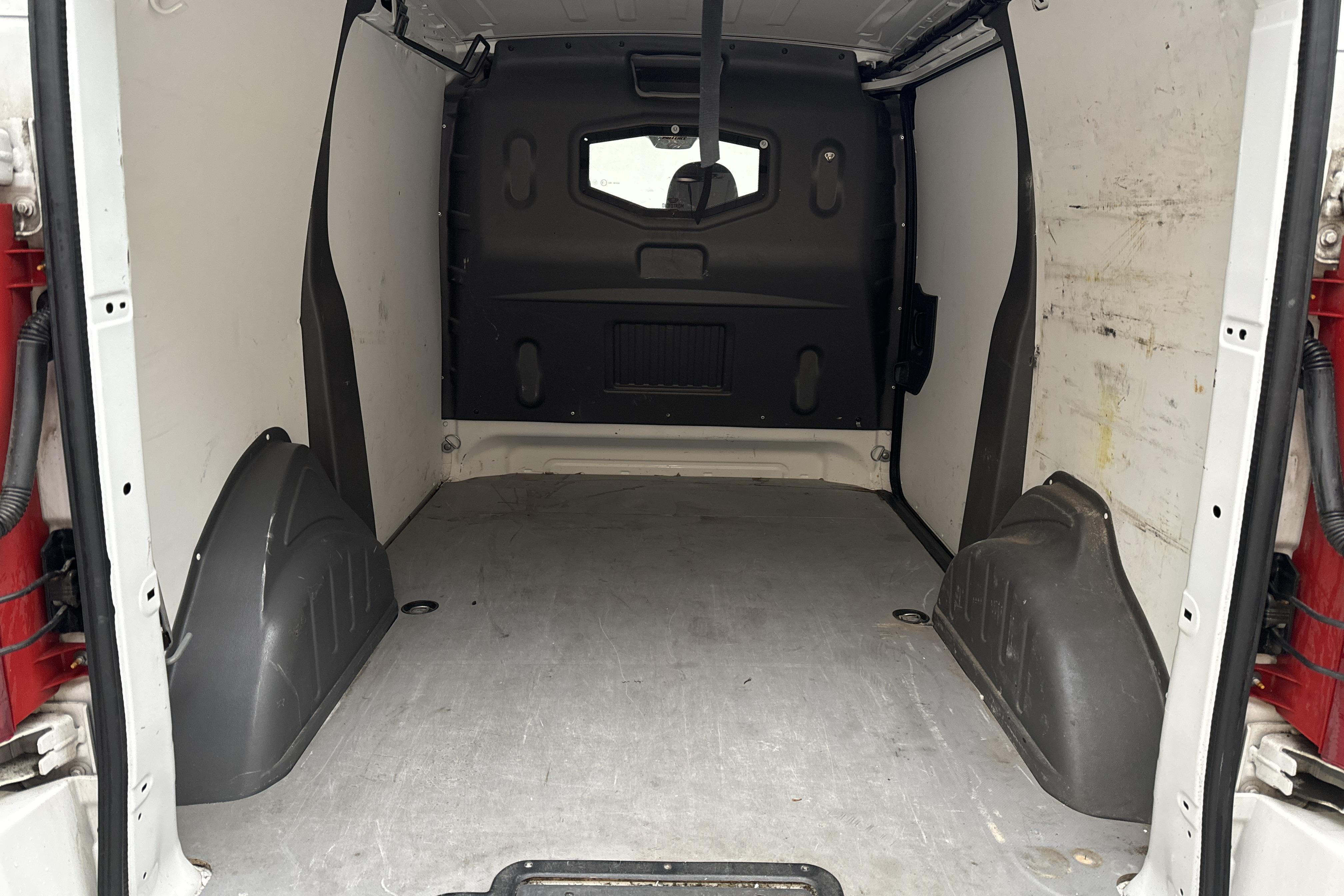 Citroen Jumpy III 2.0 HDI Skåp (163hk) - 19 900 mil - Automat - vit - 2016