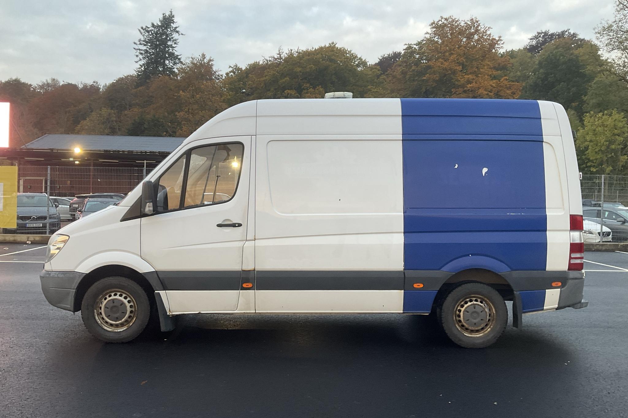 Mercedes Sprinter 213 CDI (129hk) - 24 896 mil - Manuell - vit - 2014