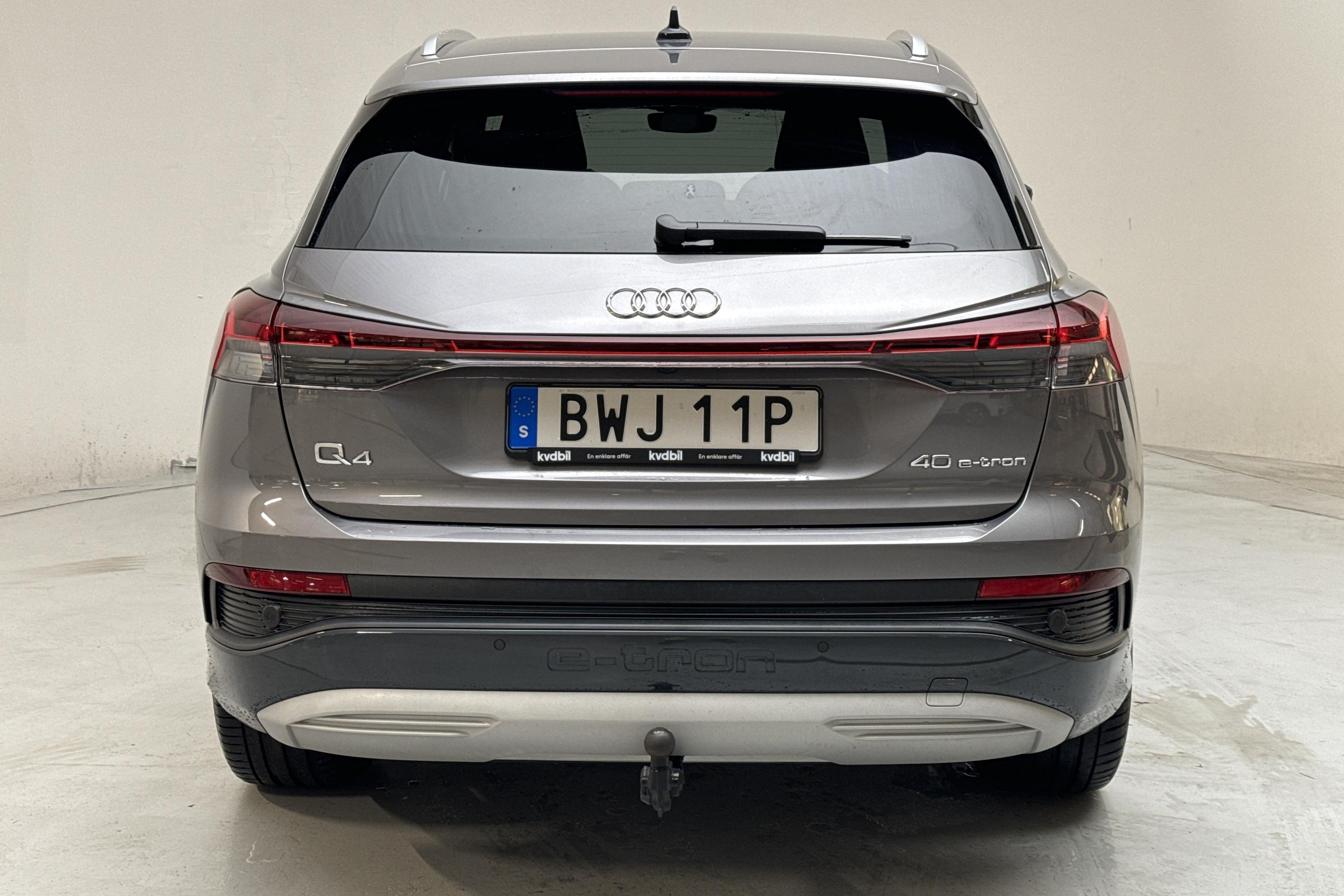 Audi Q4 40 e-tron 77 kWh (204hk) - 57 280 km - Automatic - gray - 2022