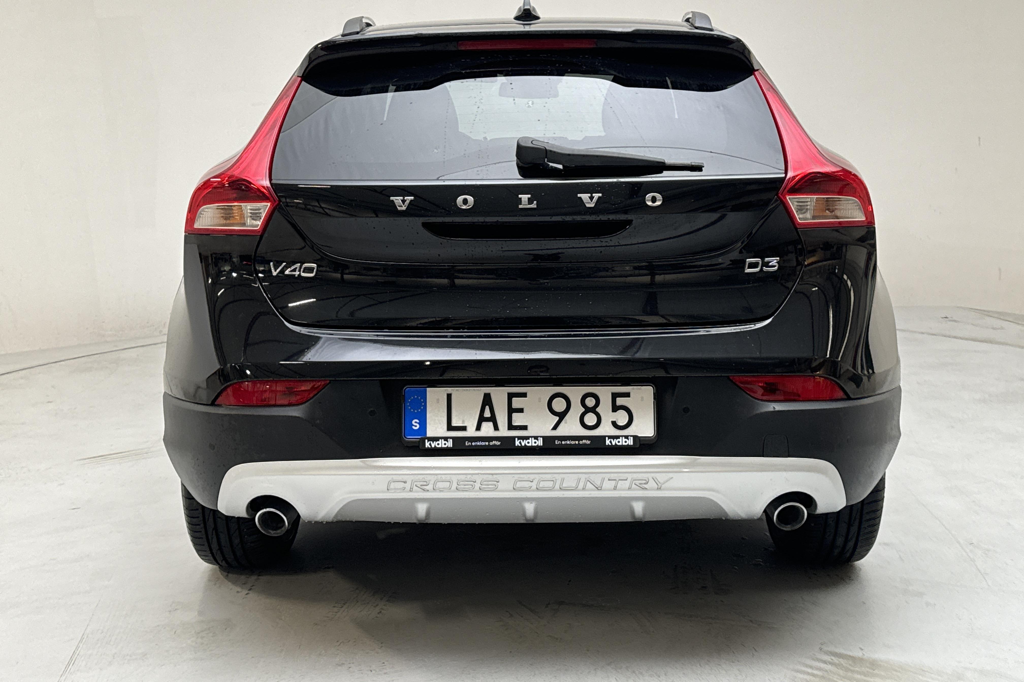 Volvo V40 Cross Country D3 (150hk) - 35 510 km - Automaatne - must - 2019