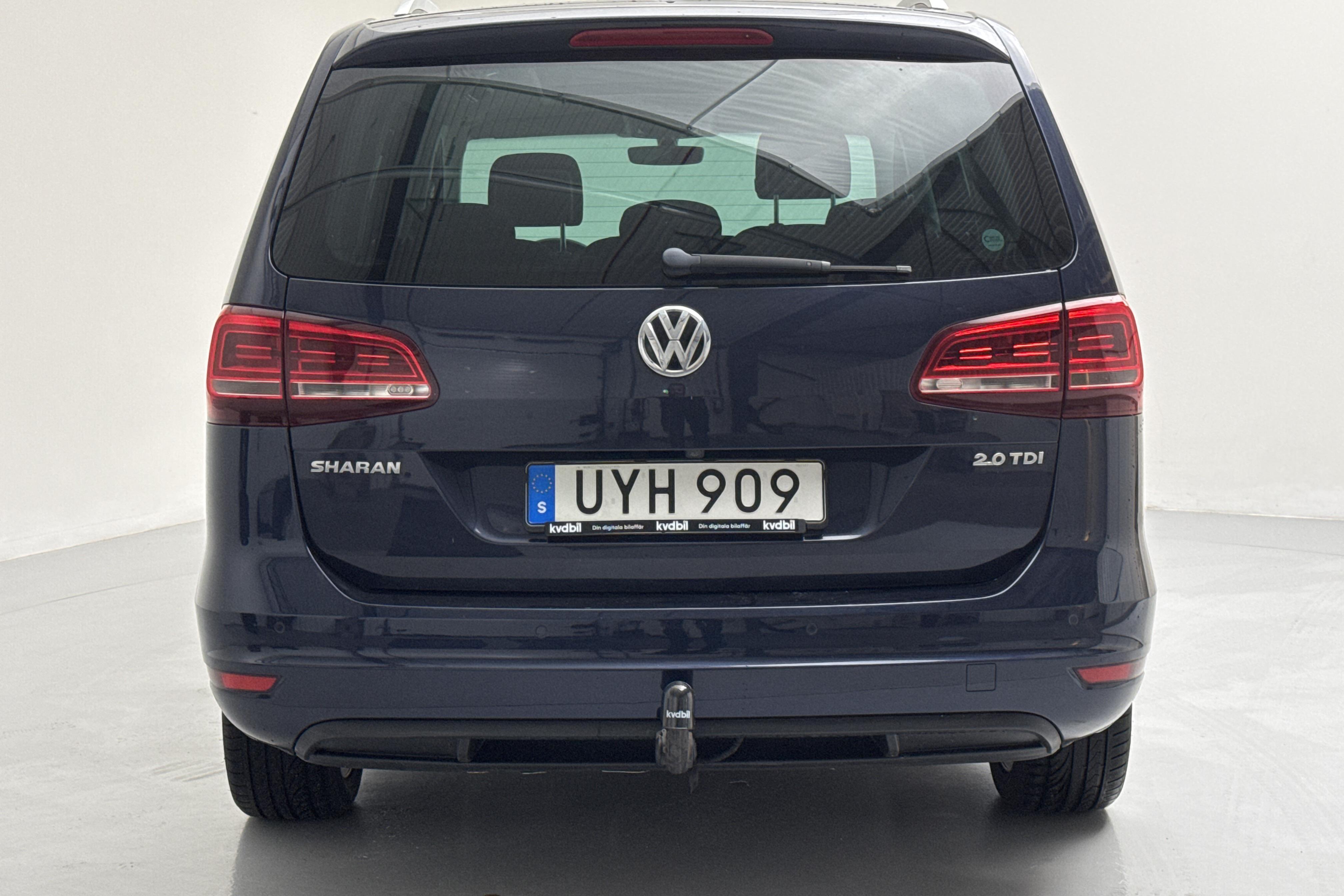 VW Sharan 2.0 TDI (150hk) - 20 563 mil - Manuell - Dark Blue - 2016