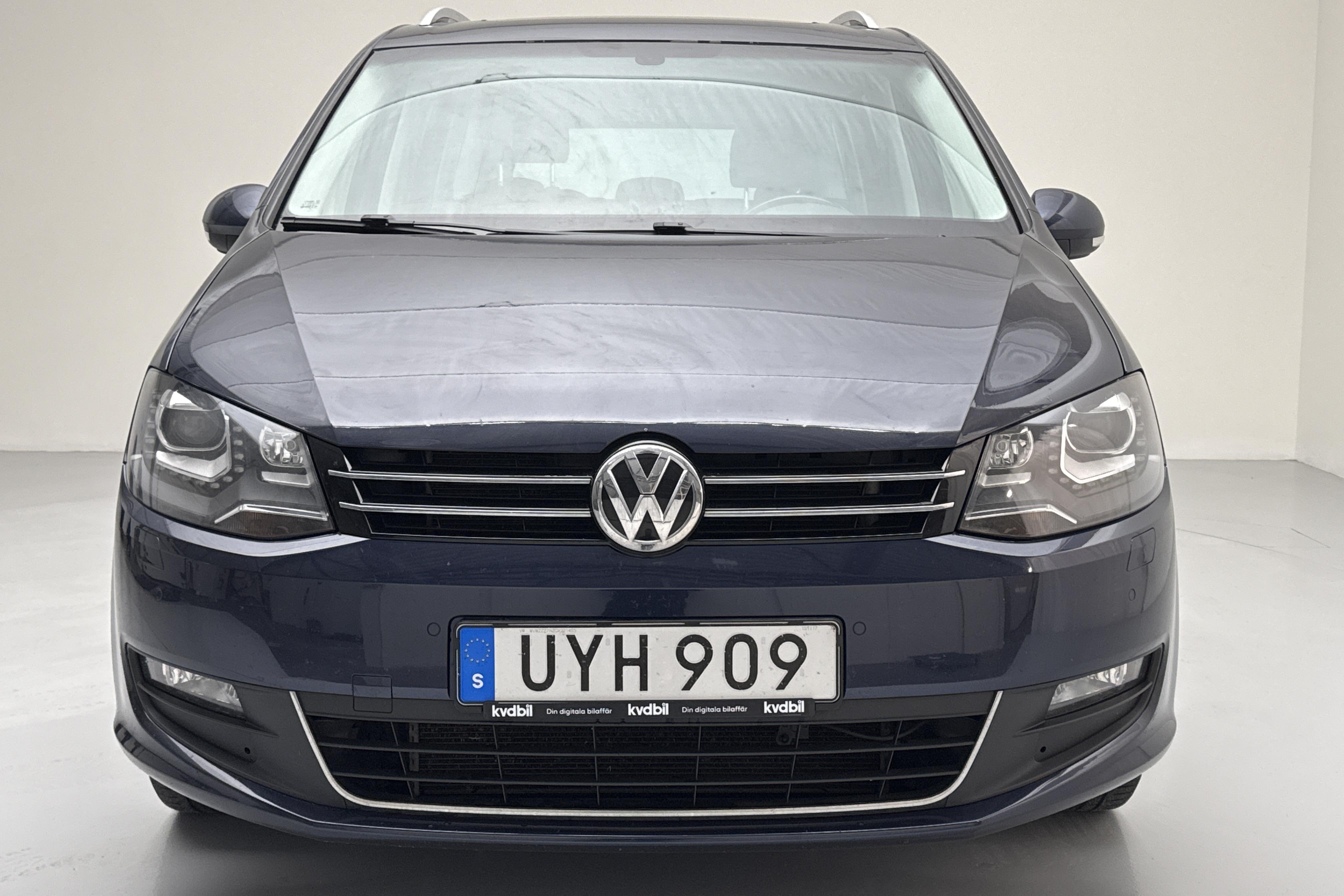 VW Sharan 2.0 TDI (150hk) - 20 563 mil - Manuell - Dark Blue - 2016