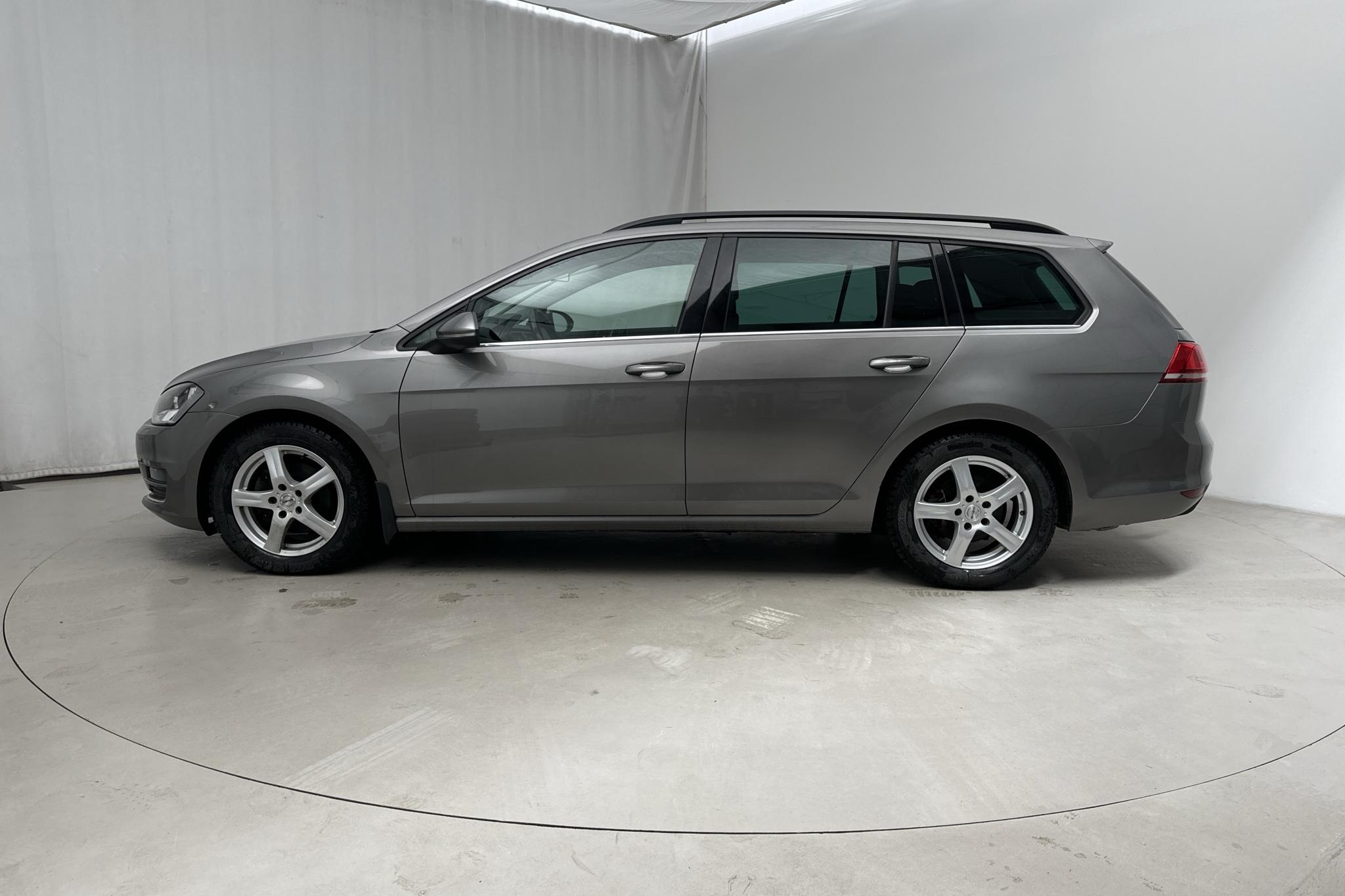 VW Golf VII 1.4 TSI Sportscombi (140hk) - 110 780 km - Manuaalinen - harmaa - 2015