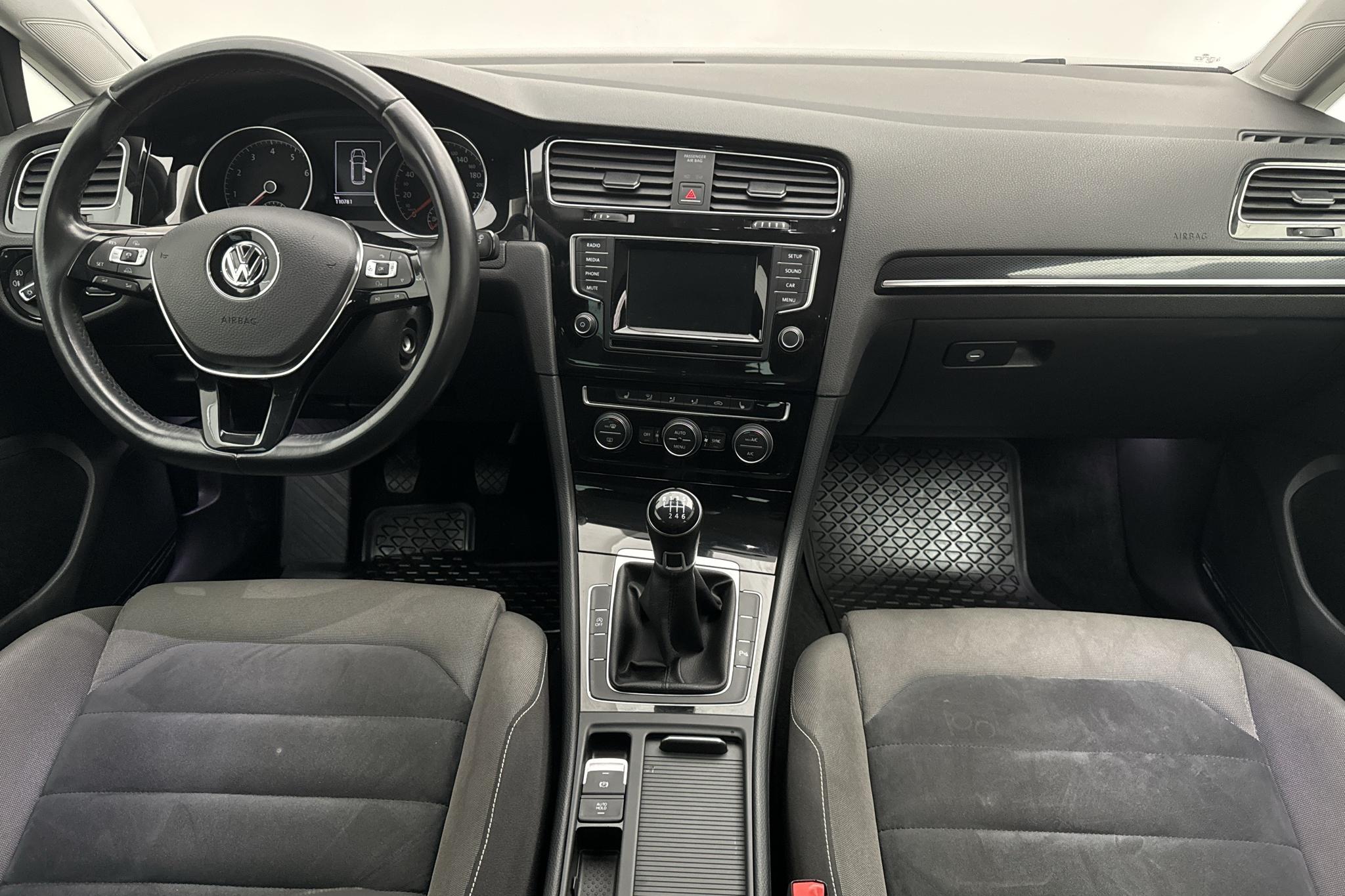 VW Golf VII 1.4 TSI Sportscombi (140hk) - 110 780 km - Manualna - szary - 2015