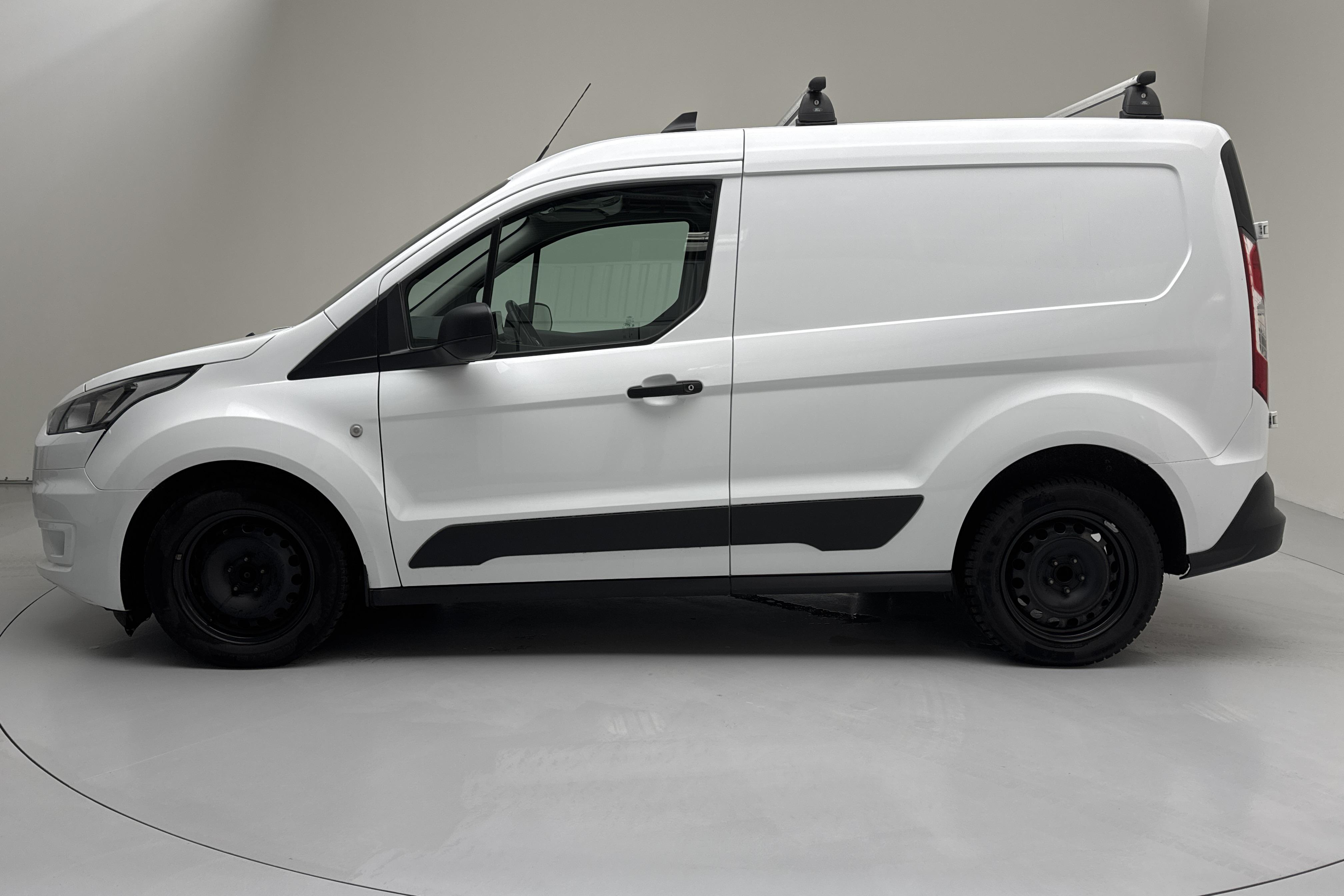 Ford Transit Connect 1.5 EcoBlue (100hk) - 6 457 mil - Manuell - vit - 2022