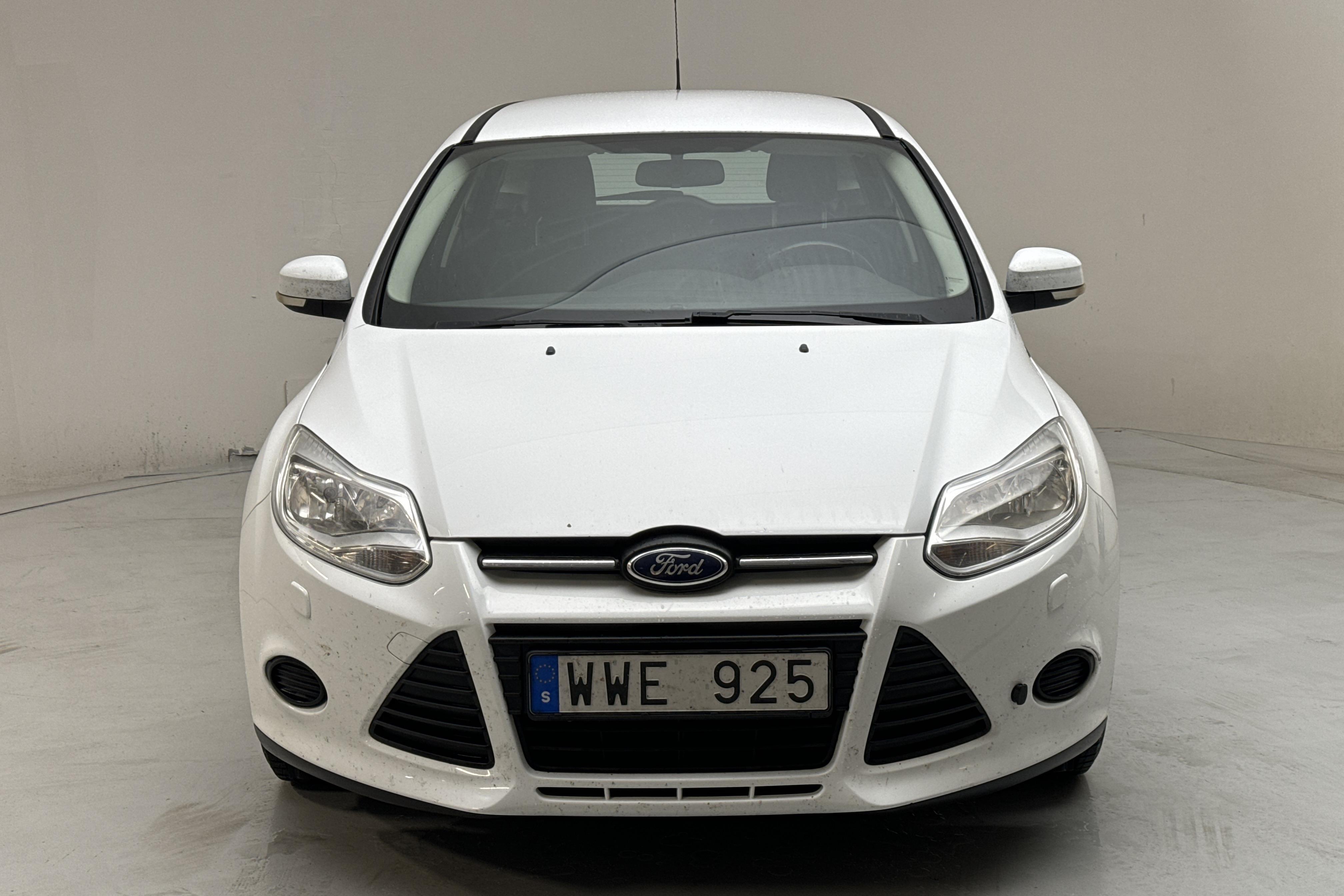 Ford Focus 1.6 TDCi Kombi (95hk) - 152 550 km - Manualna - biały - 2013