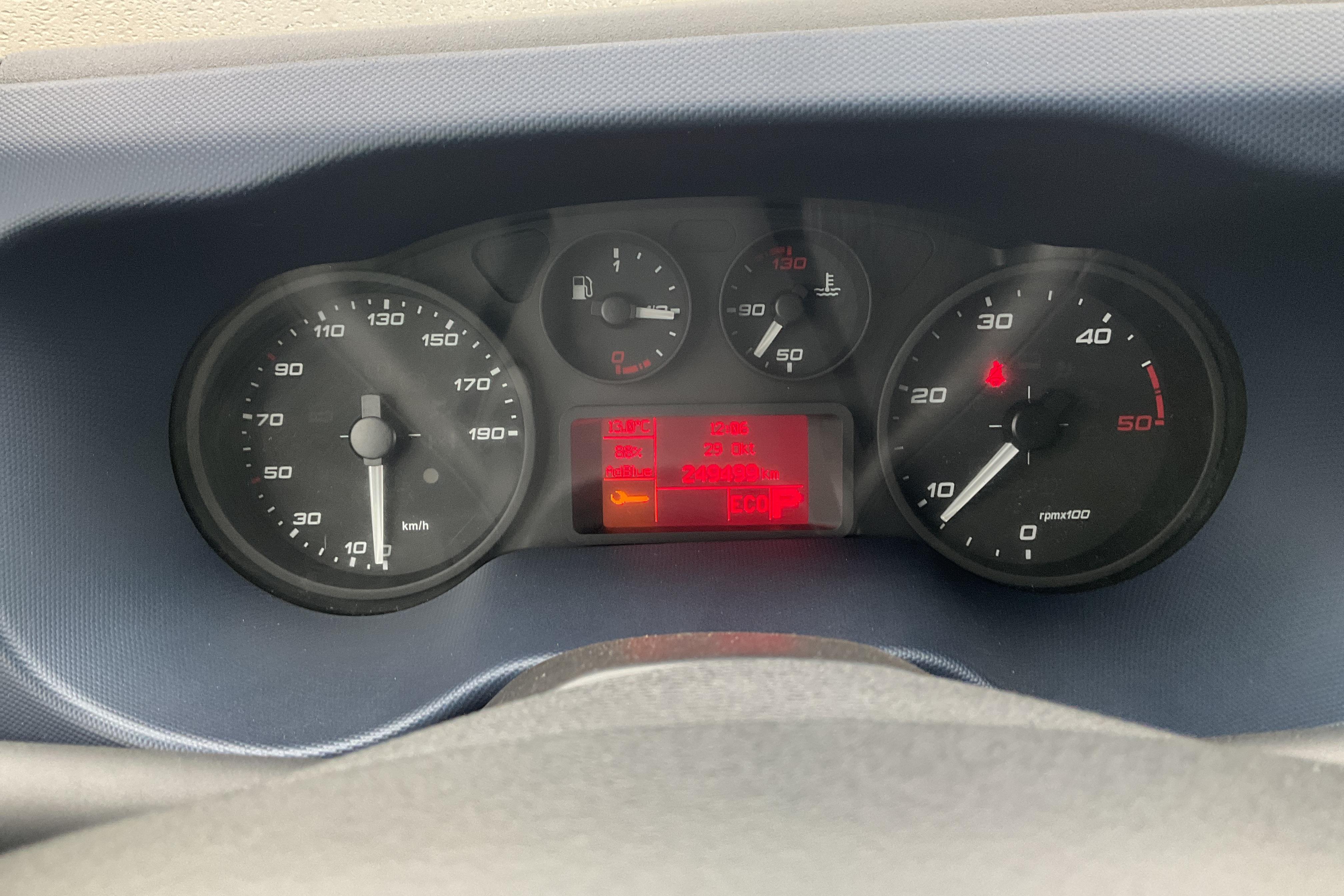 Iveco Daily 70C - 249 499 km - Automaatne - valge - 2018