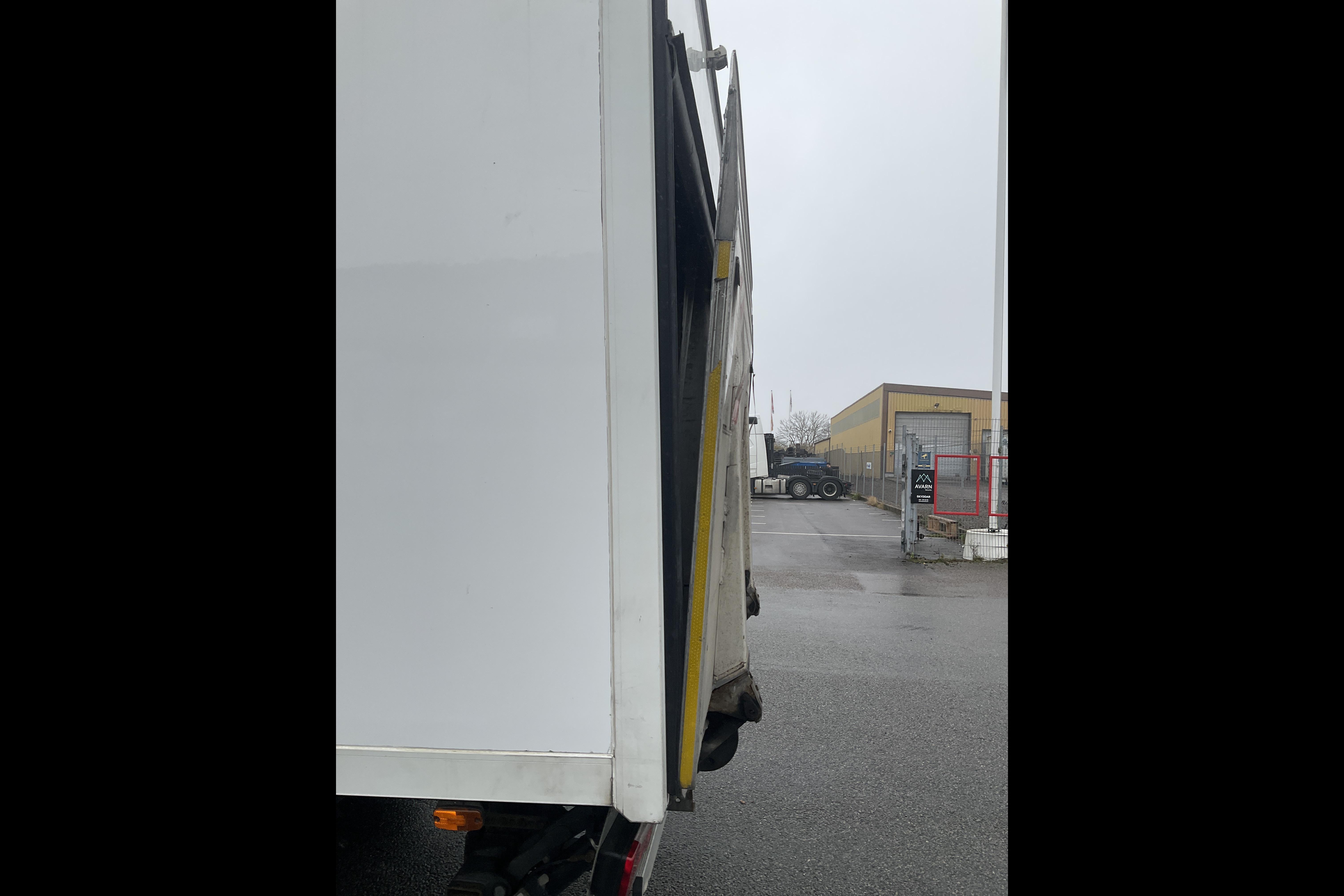 Iveco Daily 70C - 249 499 km - Automaatne - valge - 2018