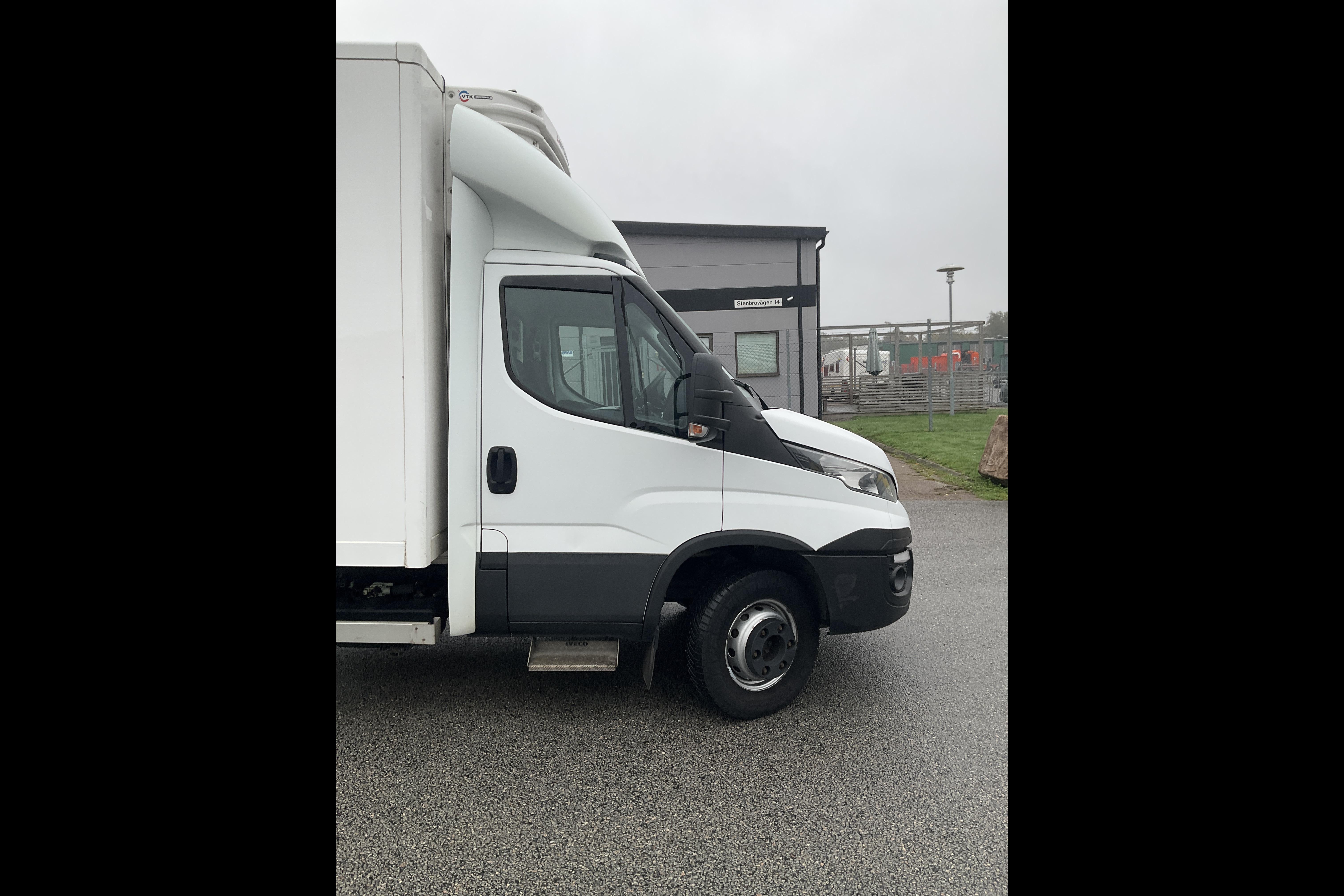 Iveco Daily 70C - 249 499 km - Automaatne - valge - 2018