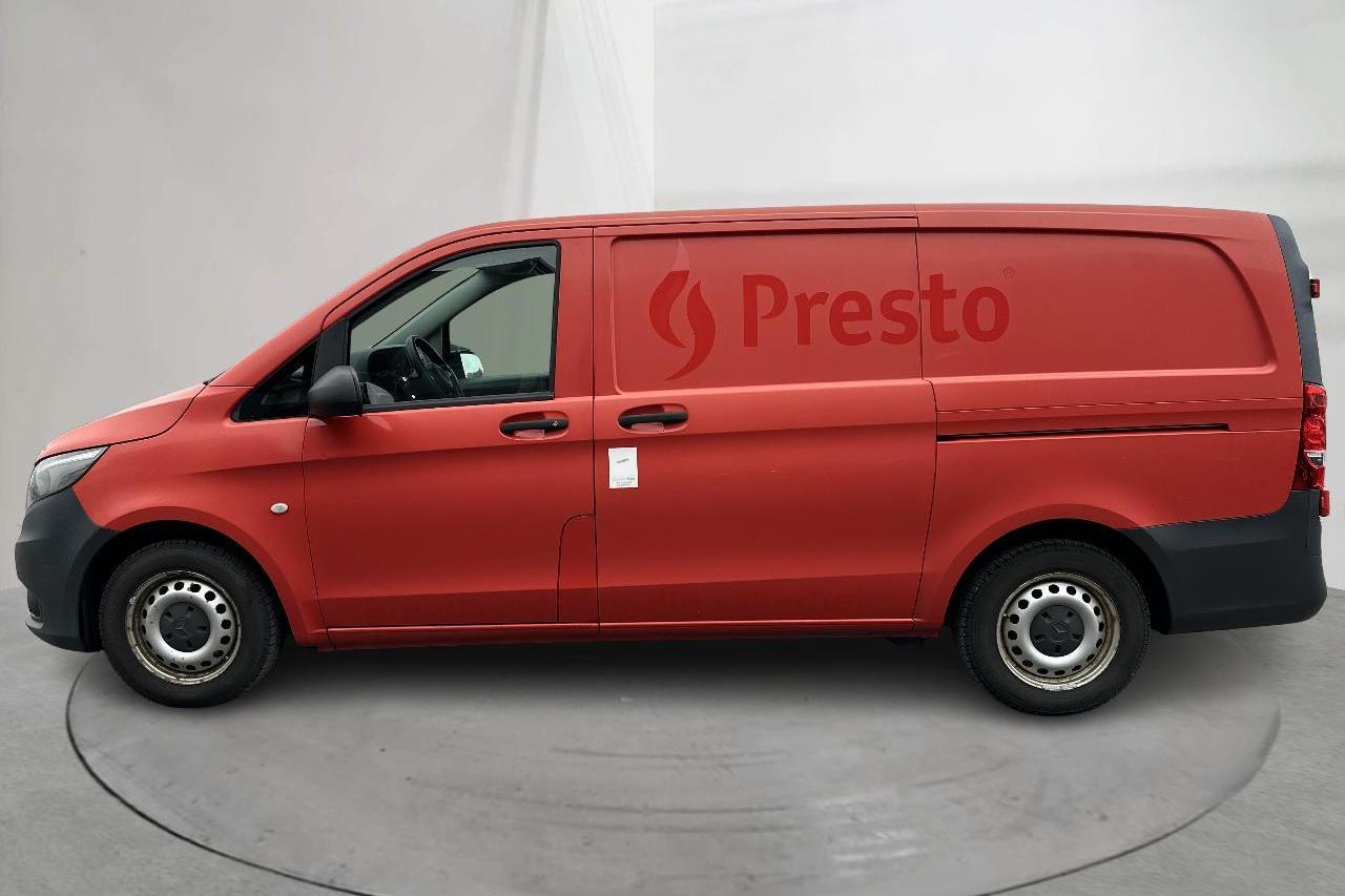 Mercedes Vito 111 CDI W640 (114hk) - 180 270 km - Käsitsi - punane - 2015