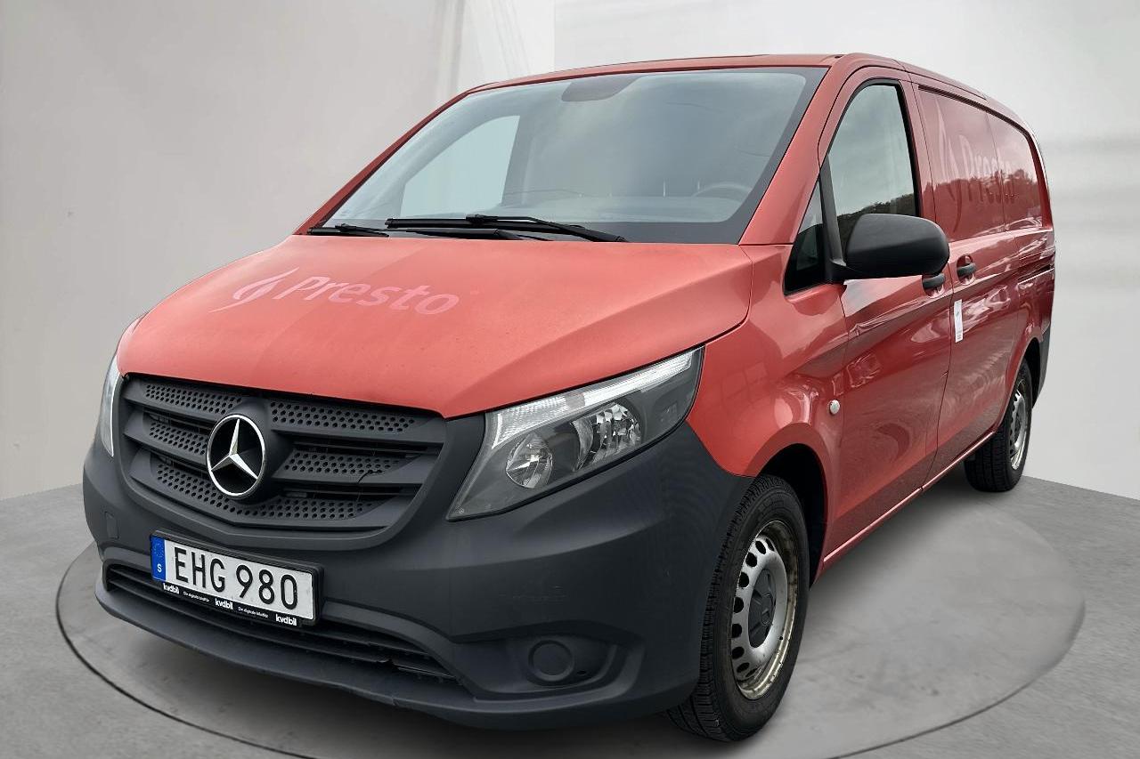 Mercedes Vito 111 CDI W640 (114hk) - 180 270 km - Käsitsi - punane - 2015